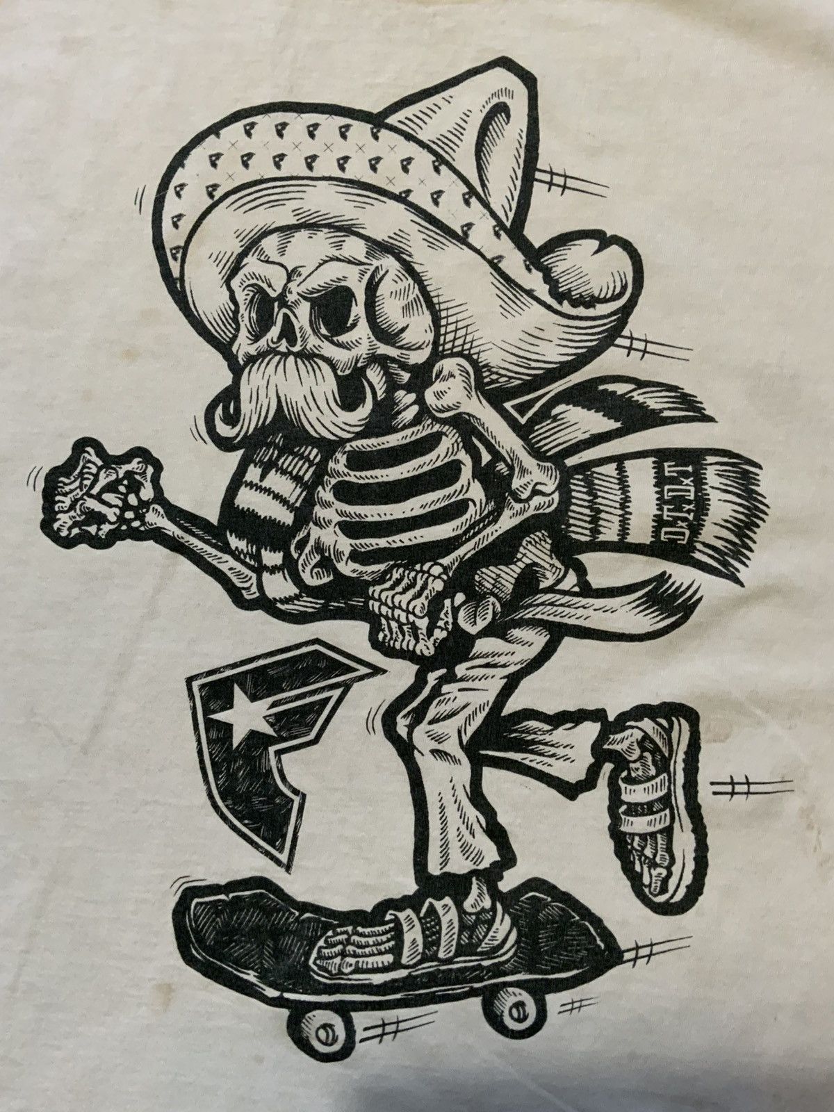 Famous Stars And Straps VTG Y2K Famous Stars Straps Skull Skeleton Skateboard TShirt Size US XXL / EU 58 / 5 - 6 Thumbnail