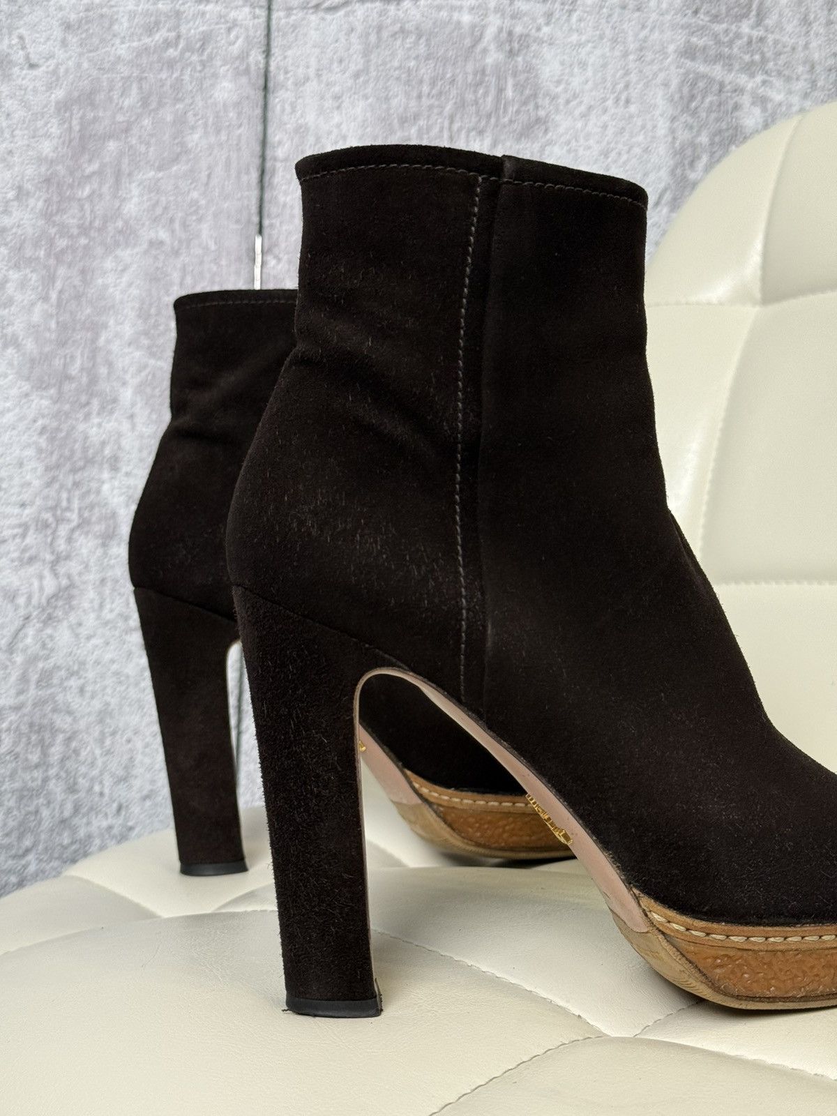 Prada Prada Suede Ankle Boots Brown High Heel Platform Zip Size 37 Size US 7 / IT 37 - 11 Thumbnail