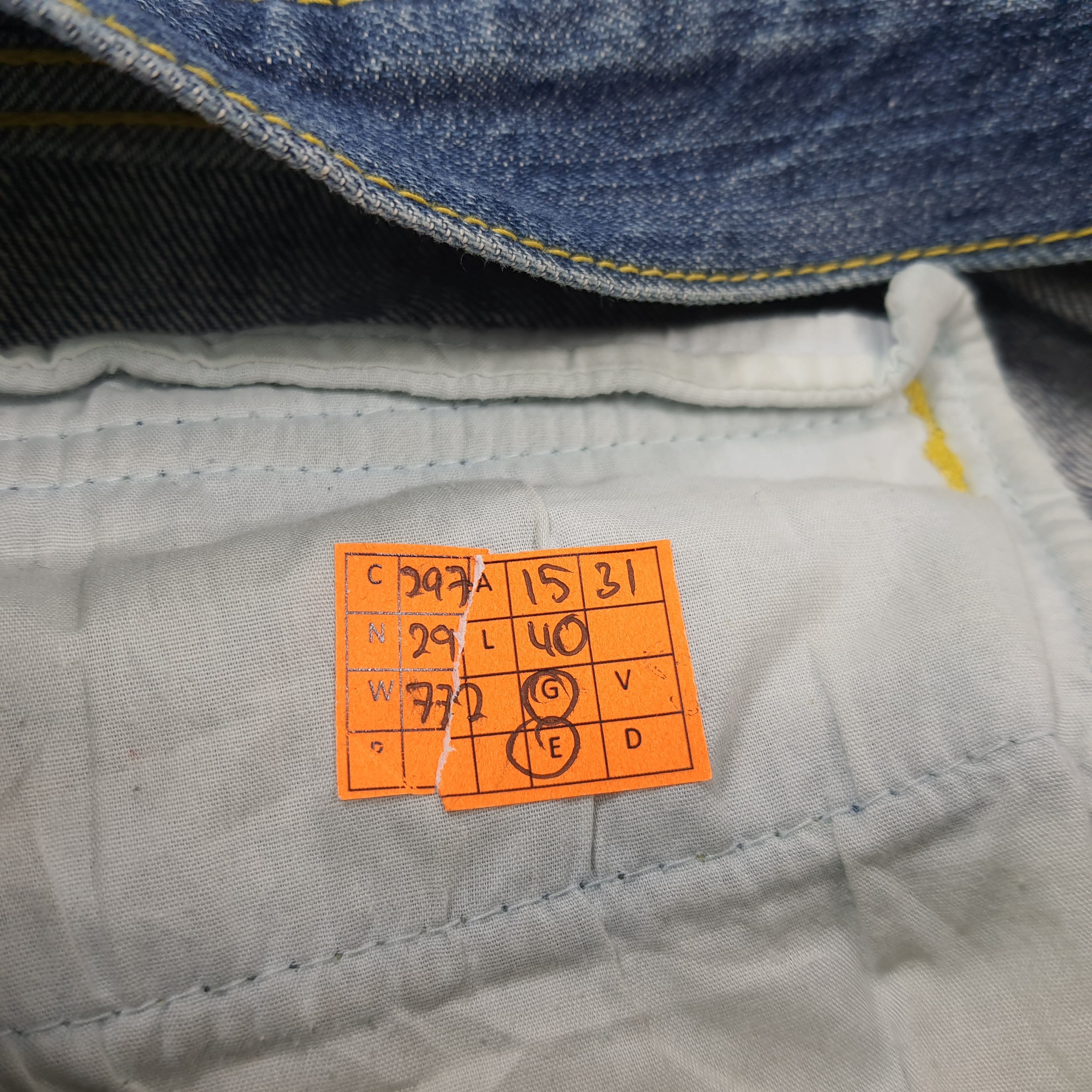 Airwalk Vintage Airwalk Skater Distressed Graphic Jeans C297N29 Size US 32 / EU 48 - 14 Thumbnail