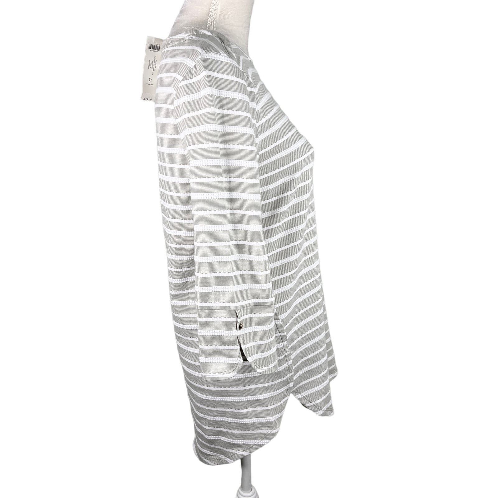 Other Chico's Zenergy Textured Top S 4-6 Gray White Stripe 0 New Size S / US 4 / IT 40 - 13 Thumbnail
