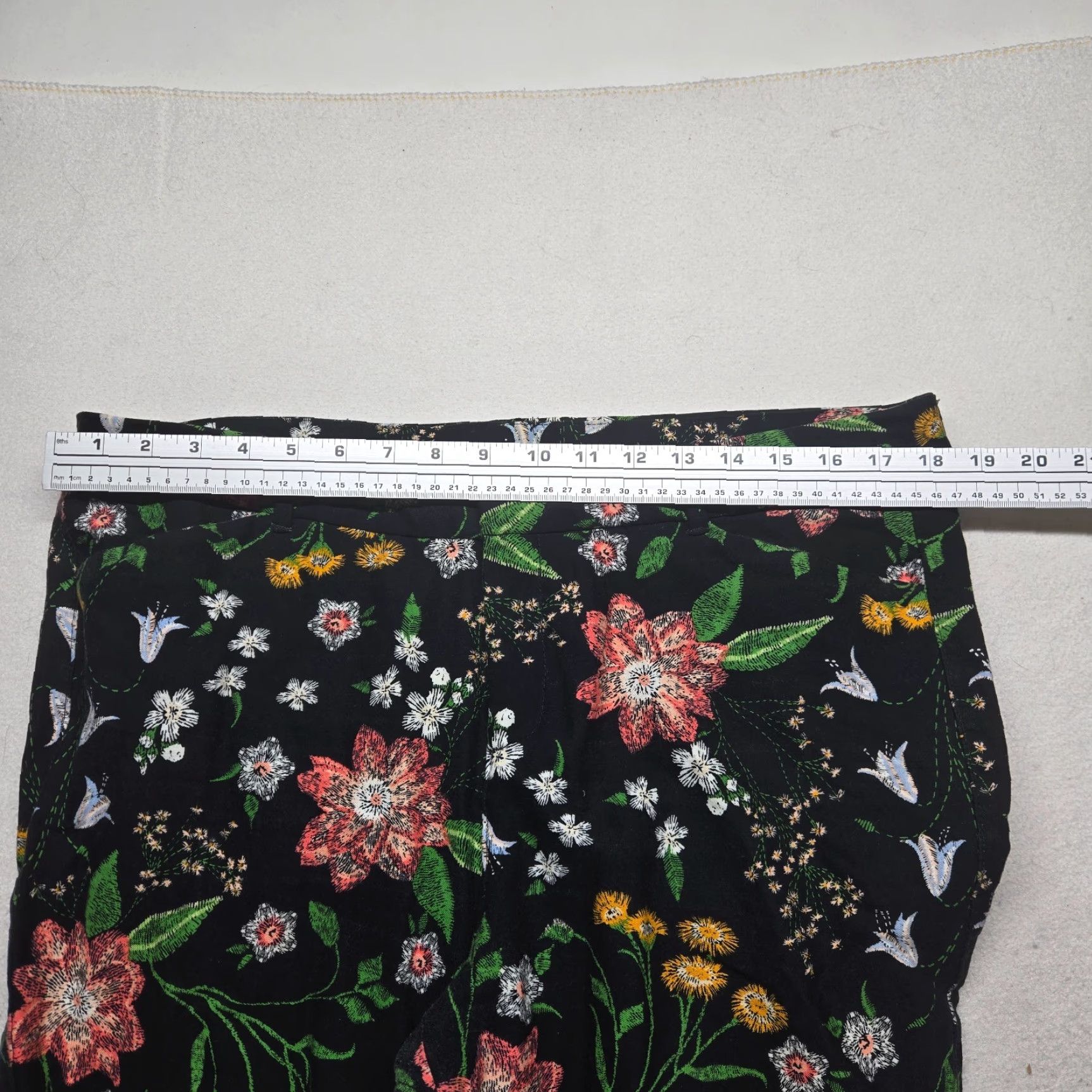 Vintage Nostalgia Collections Green Pants Women Adult Size 36 Casual Pockets Skinny Ankle Size 25" / US 0 / IT 36 - 5 Thumbnail