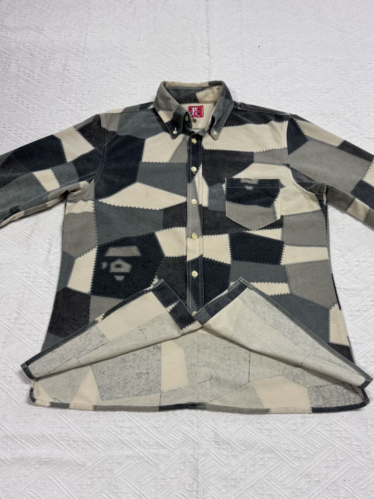 Bape A Bathing Ape Button Ups Size US M / EU 48-50 / 2 - 11 Thumbnail