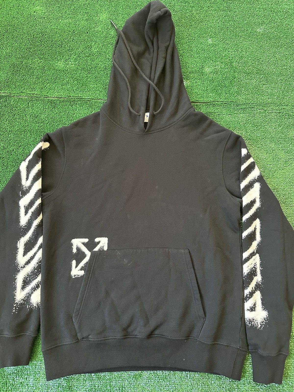 Off White SS22 Black Logo Arrows Hoodie Size Medium Used