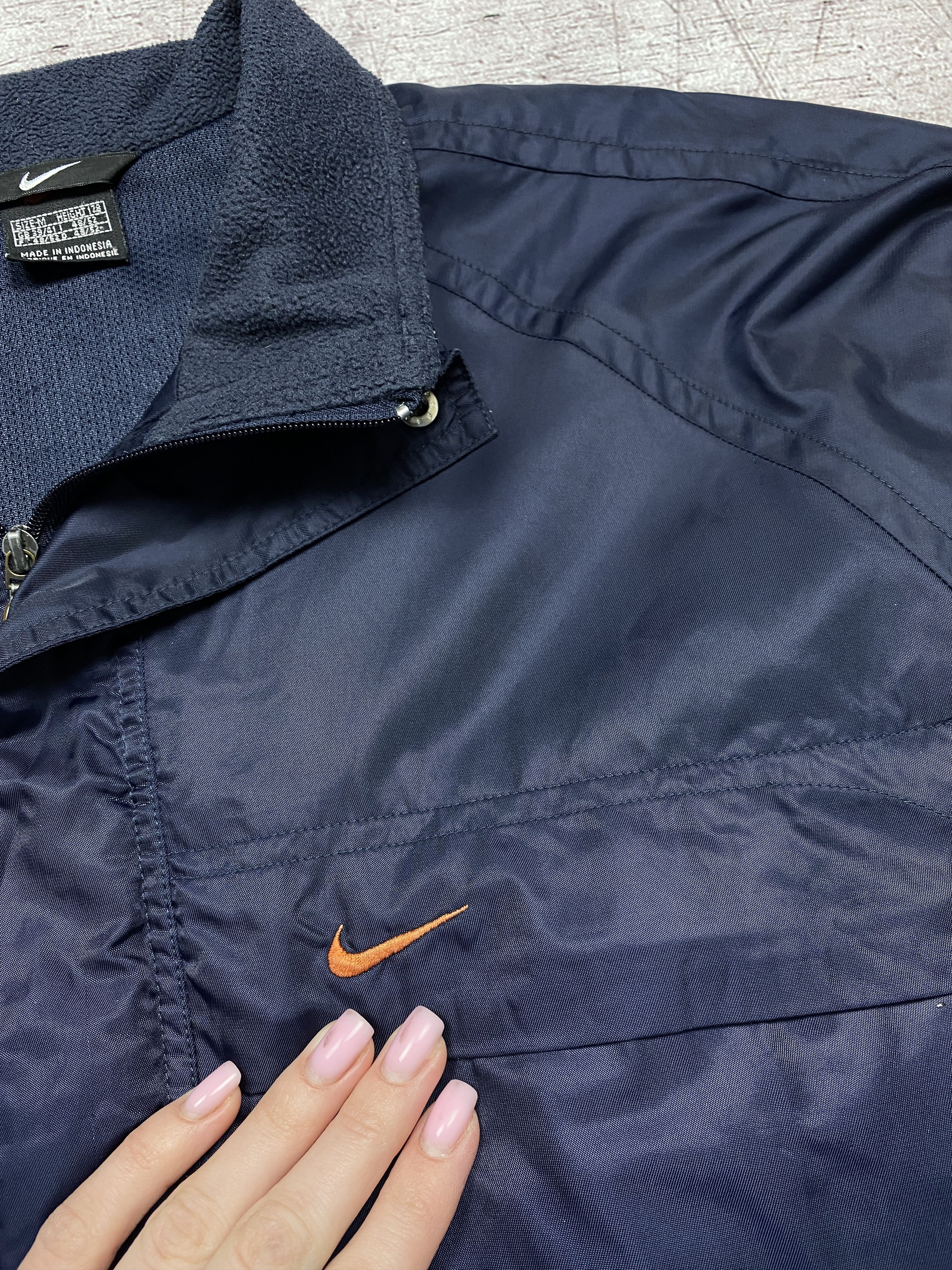 Nike Nike vintage mens nylon jacket Size US M / EU 48-50 / 2 - 3 Thumbnail