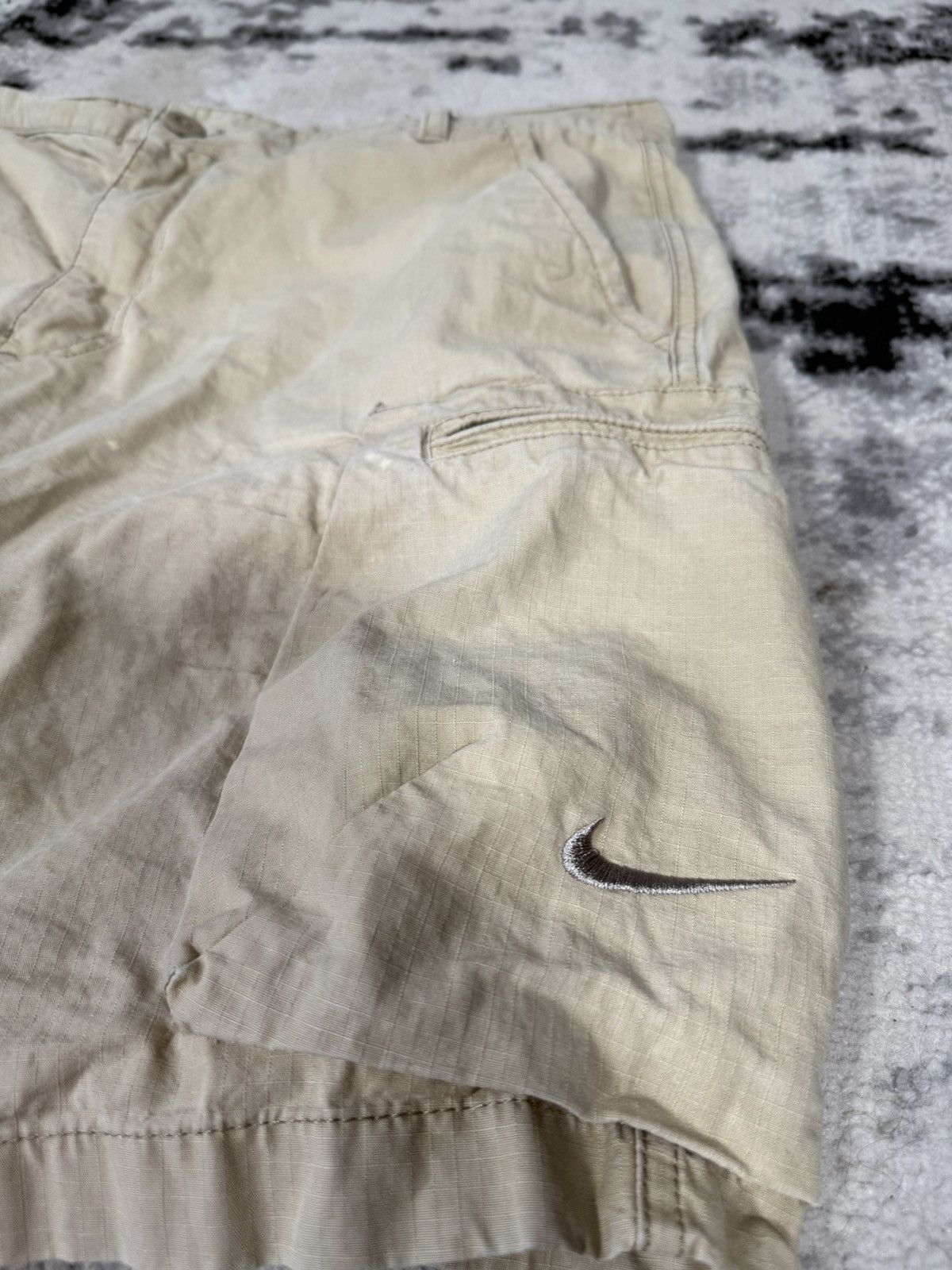 Nike Y2K Nike Cargo Shorts Size US 36 / EU 52 - 3 Thumbnail