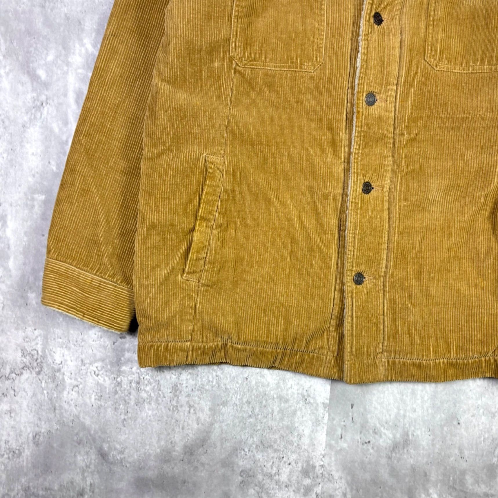 Gap VINTAGE Gap Trucker Jacket Mens Medium Corduroy Lined Insulated 90s Brown Tan Jacket Coat Casual Workwear Logo Button Front Shipping N/A Size US M / EU 48-50 / 2 - 8 Thumbnail