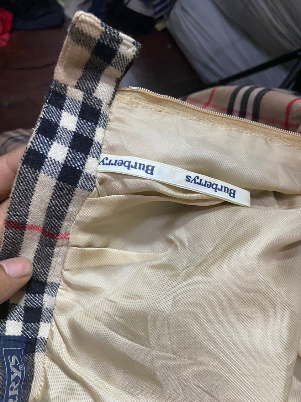 Burberry Vintage Burberry novachek wool skirt Size 26" / US 2 / IT 38 - 9 Thumbnail