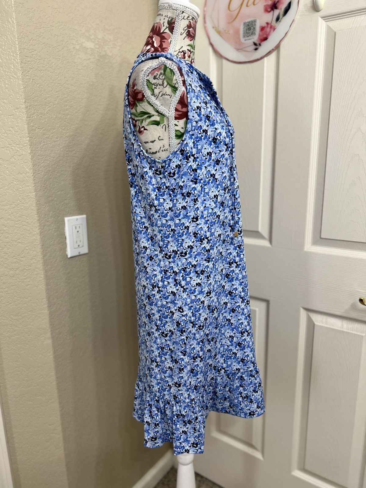 Michael Kors Michael Kors blue and white floral dress size M Size M / US 6-8 / IT 42-44 - 2 Thumbnail