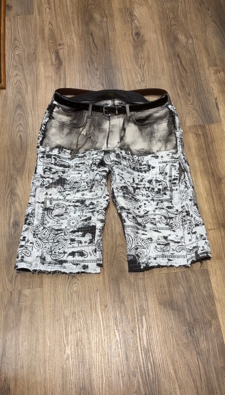 Ends Repair × Vintage White Boro Denim Shorts Size US 36 / EU 52 - 1 Thumbnail