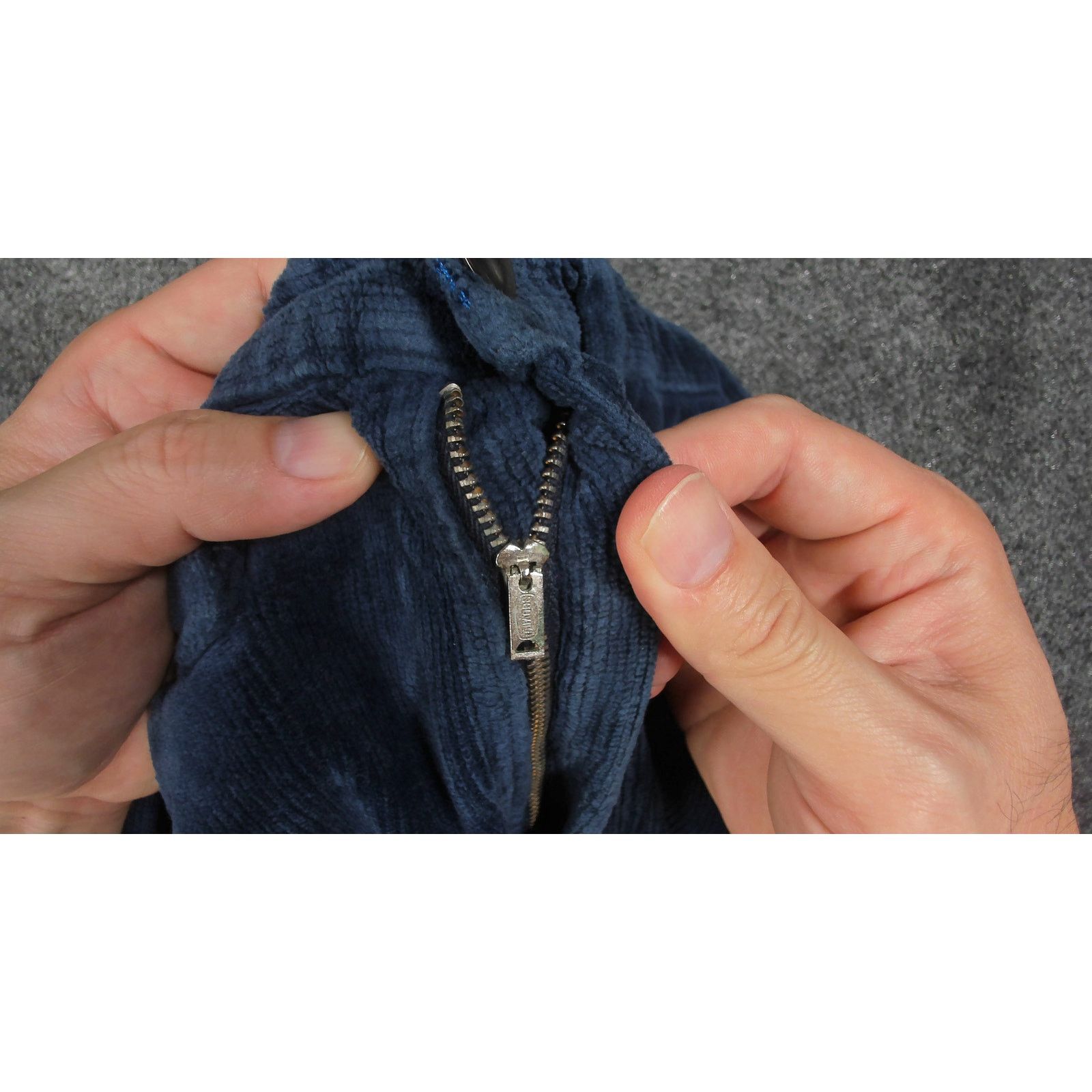 Vintage Vintage Archival 70s Scovill Zip Navy Corduroy Pants 28x31 Size US 28 / EU 44 - 9 Thumbnail
