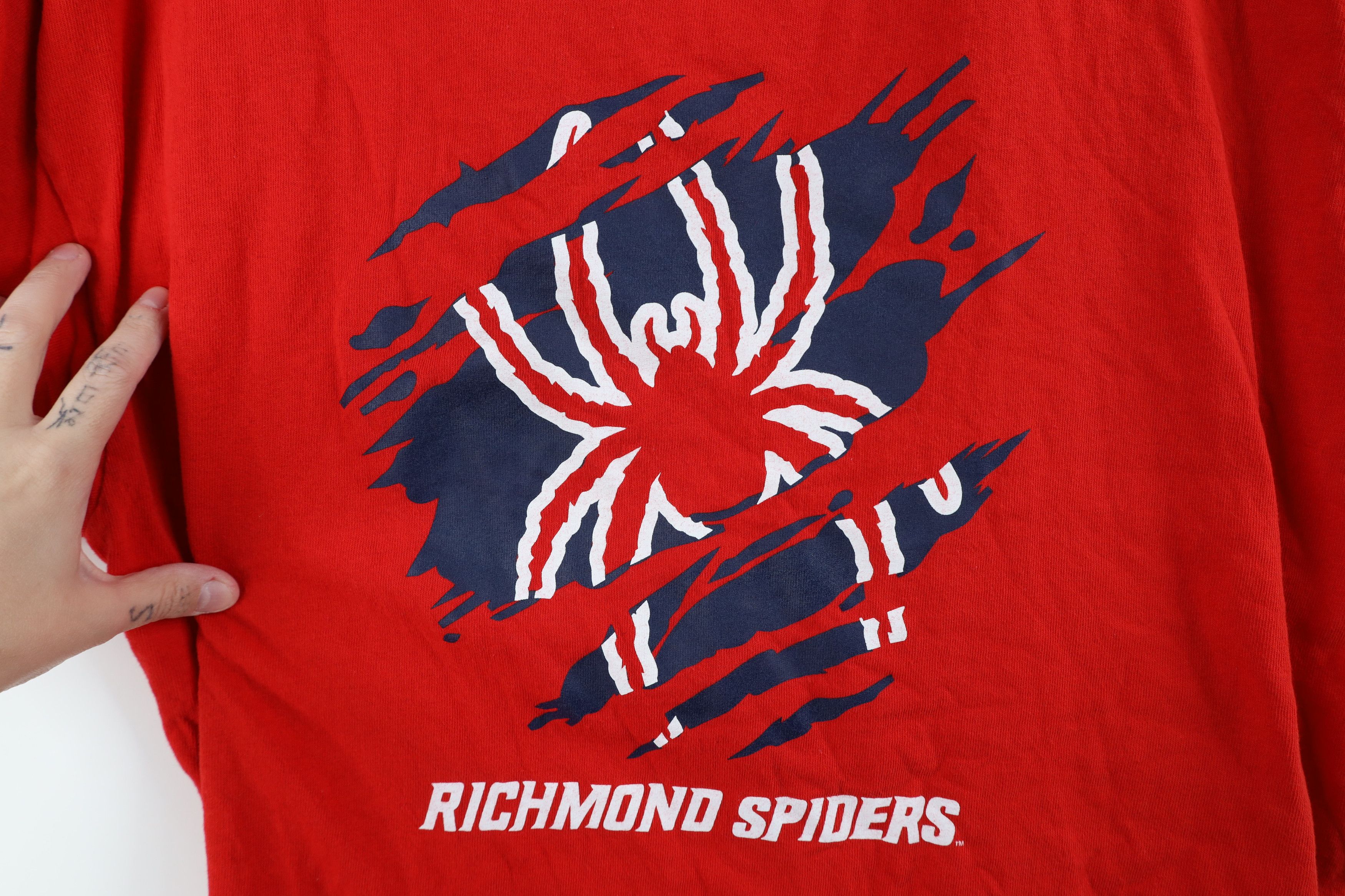 Vintage Vintage 90s Y2K University of Richmond Spiders T-Shirt Size US XL / EU 56 / 4 - 4 Thumbnail