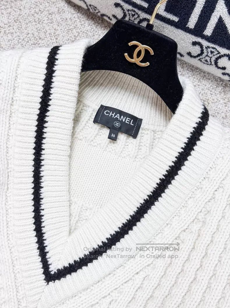 Chanel Chanel 25N Coco neige ski series beige black tassel V-neck Size XS / US 0-2 / IT 36-38 - 5 Thumbnail