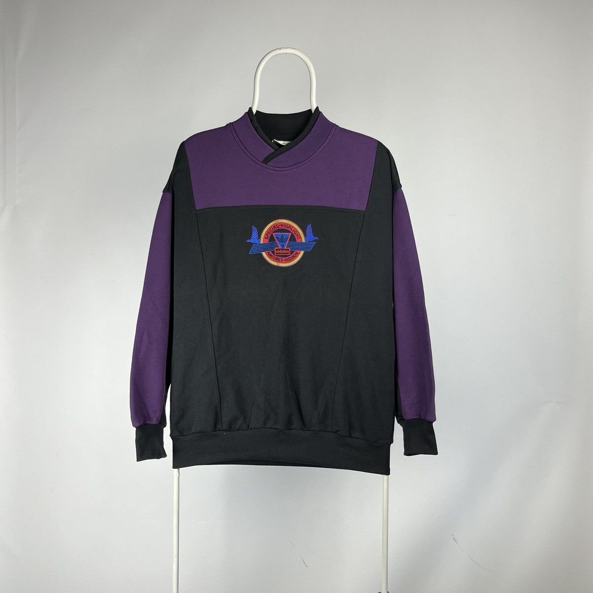 Adidas Vintage Adidas sweatshirt double neck size M/L Size US M / EU 48-50 / 2 - 1 Thumbnail