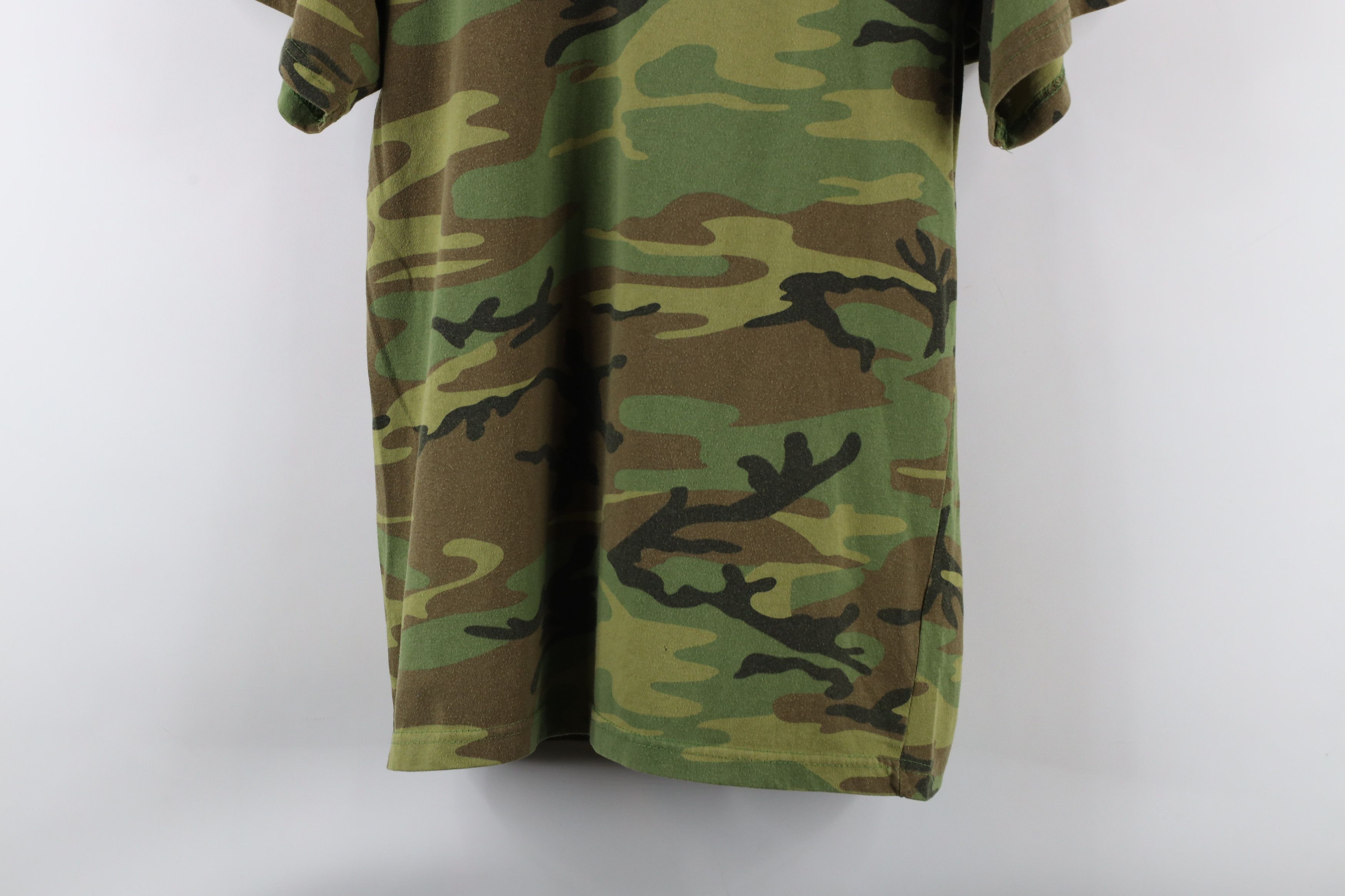 Vintage Vintage Streetwear Faded Camouflage Short Sleeve T-Shirt Size US M / EU 48-50 / 2 - 3 Thumbnail