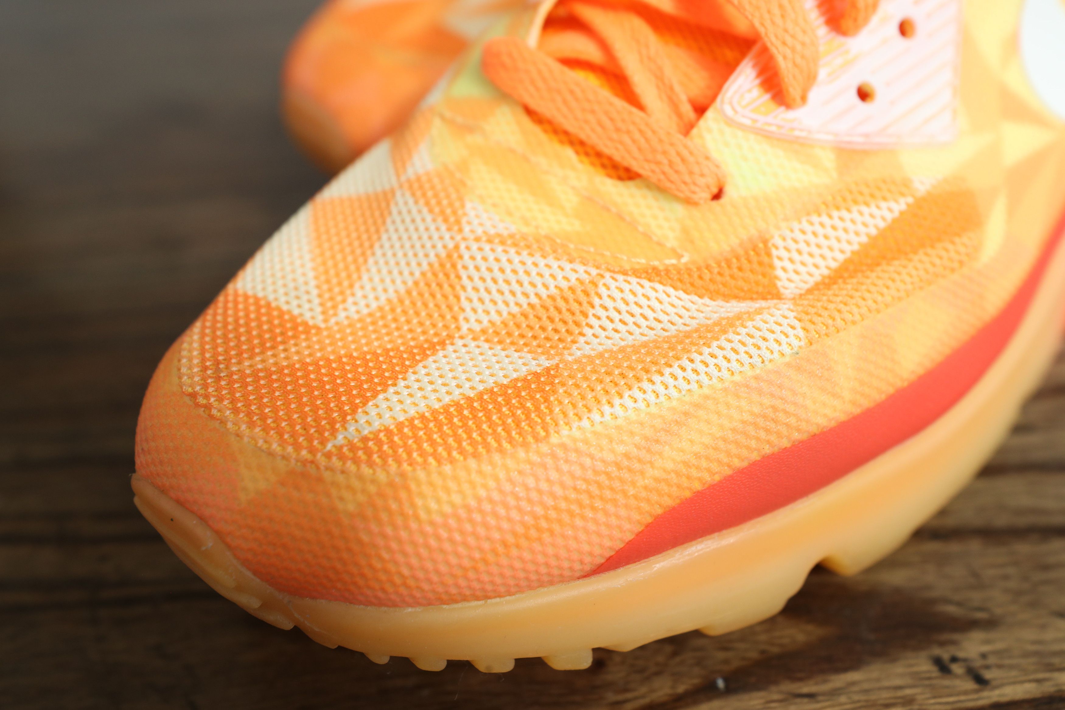 Nike Nike Air Max 90 Ice 'Atomic Mango' (9.5) Size US 9.5 / EU 42-43 - 9 Thumbnail