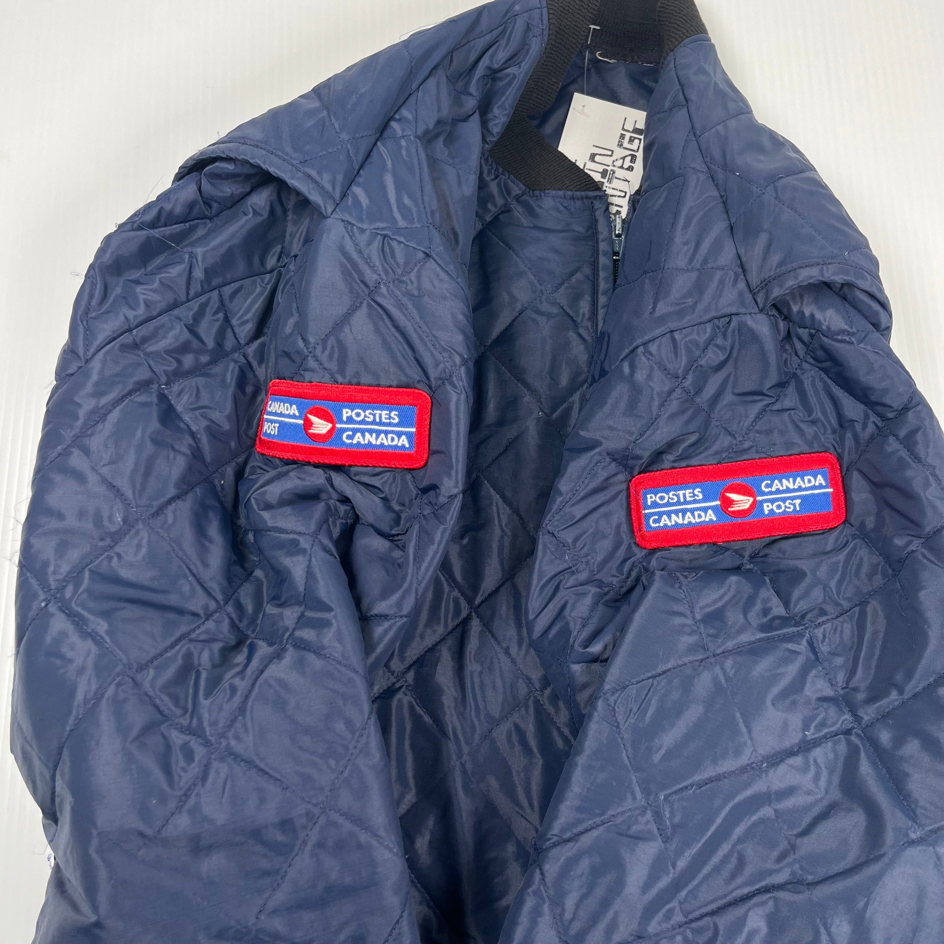 Vintage Vintage Canada Post Quilted Jacket XL Size US XL / EU 56 / 4 - 3 Thumbnail