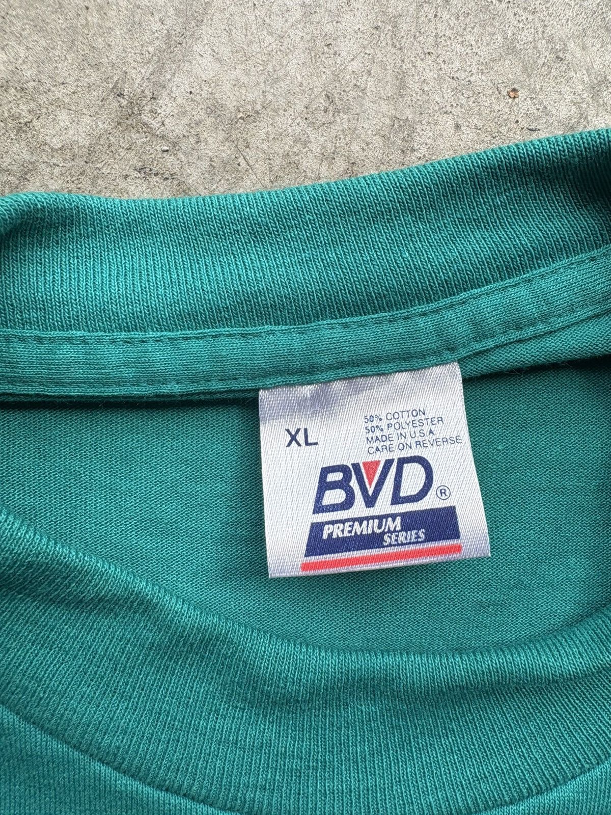 Vintage Vintage 1980's Turquoise Pocket T-Shirt Size US XL / EU 56 / 4 - 3 Thumbnail