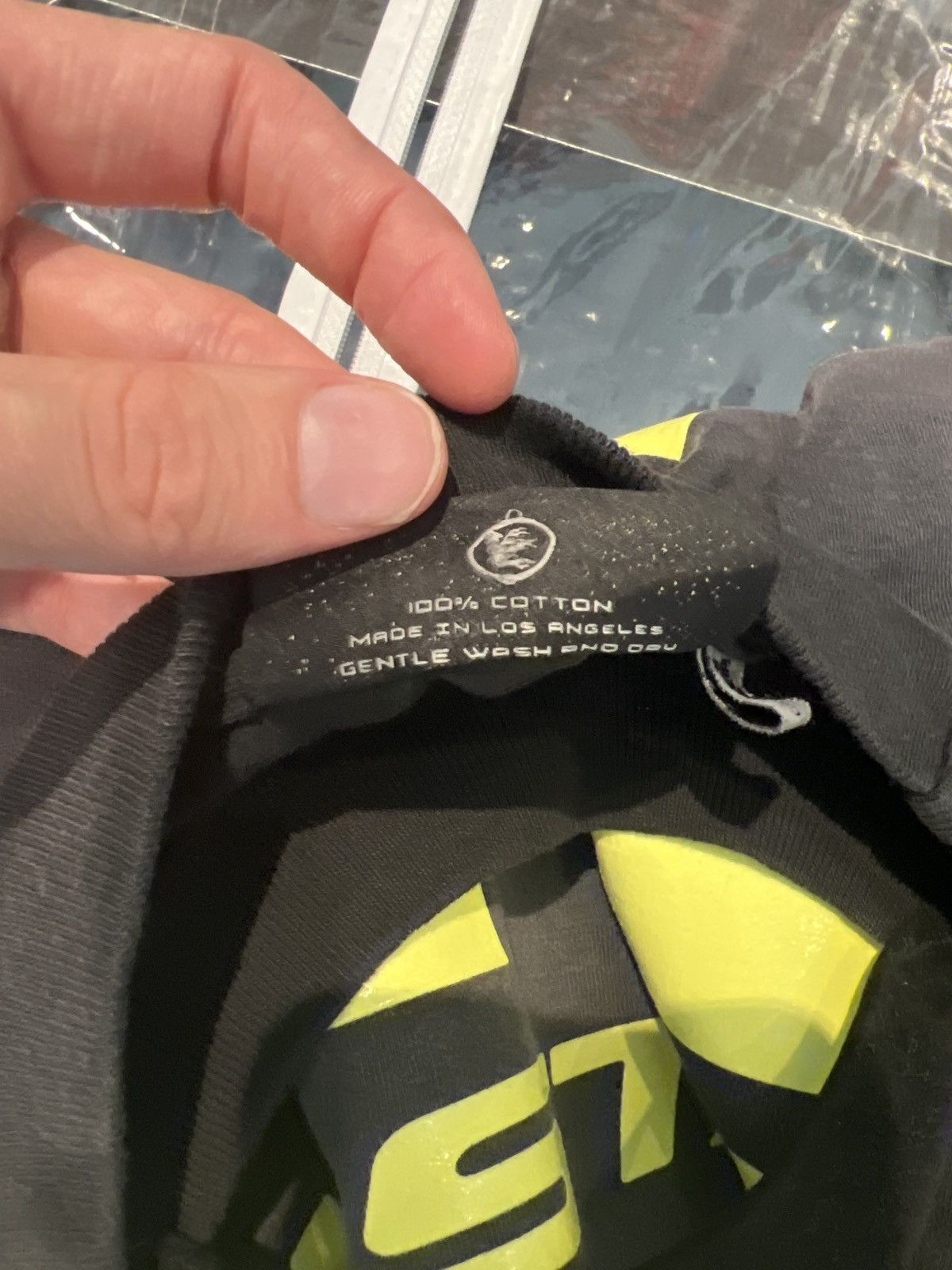HELLSTAR Hellstar Classic Logo Shirt Black Yellow Size US S / EU 44-46 / 1 - 4 Thumbnail