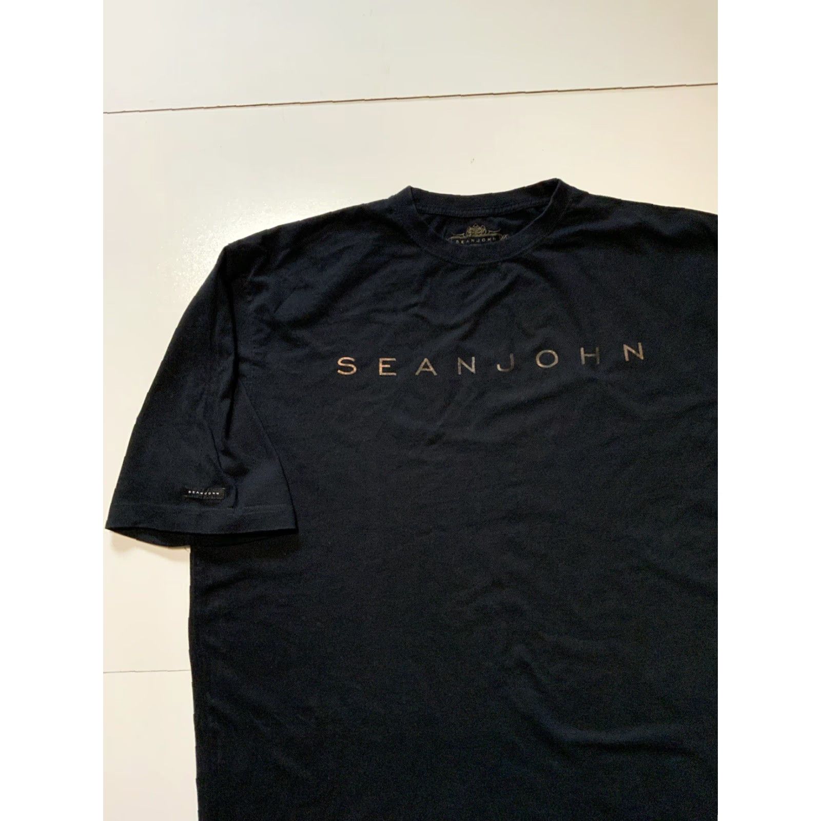 Sean John Sean John The Chosen One LXIX Roman Numeral Graphic Black Gold S/S T-Shirt 2XLT Men Shirt Size US XXL / EU 58 / 5 - 4 Thumbnail