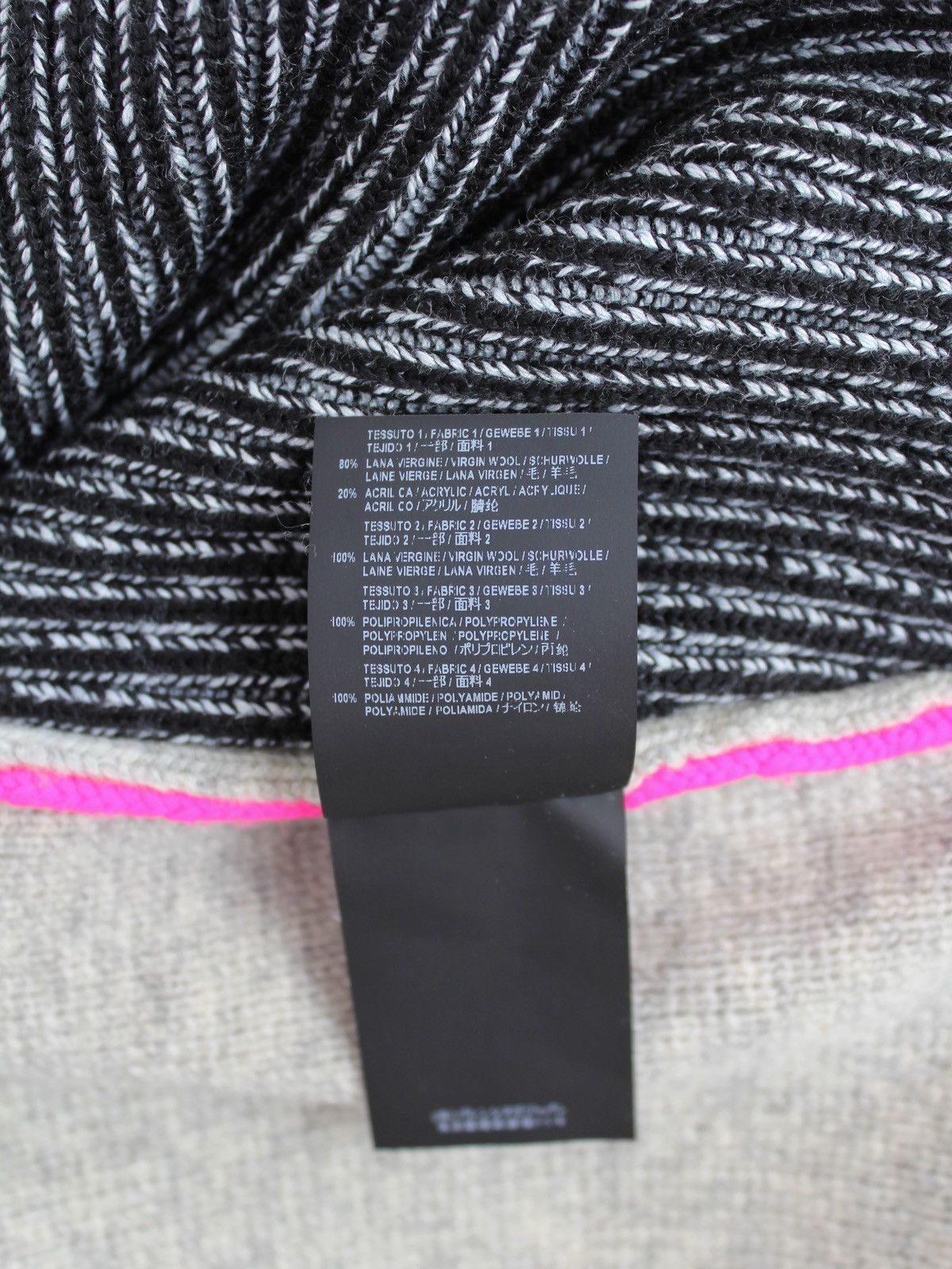 Balenciaga Balenciaga FW’18 Layered Oversize Knit Sweater Hoodie Size XS / US 0-2 / IT 36-38 - 10 Thumbnail