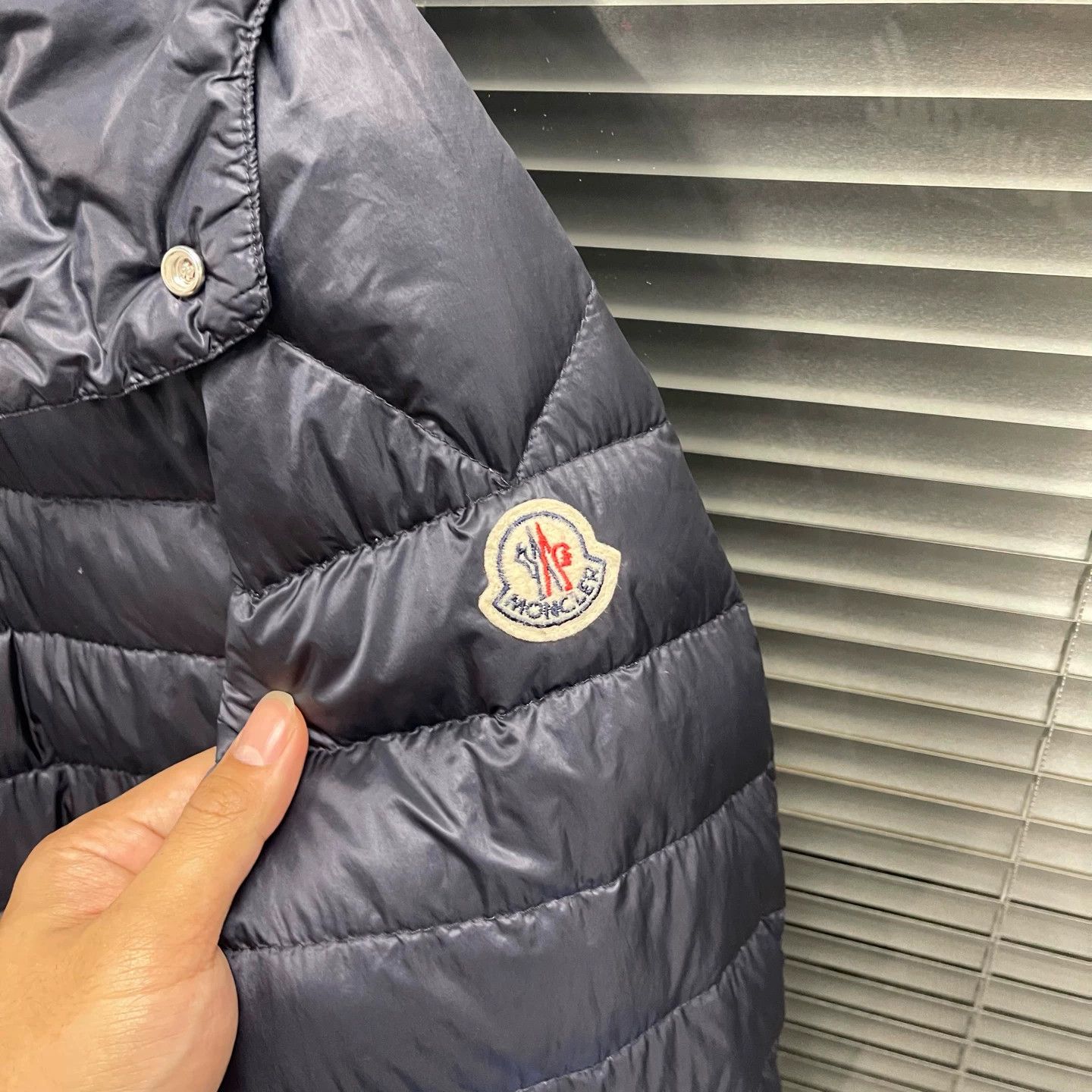 Moncler Moncler black blue colorblock side logo puffer 4 95new Size US XL / EU 56 / 4 - 6 Thumbnail