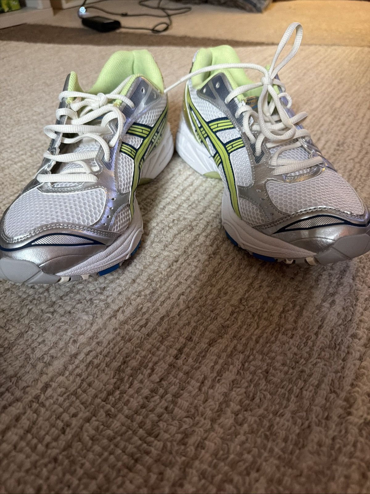 Asics Asics Gel Kayano 14 Size 10.5 White/Lime Green Silver Sprite Size US 10.5 / EU 43-44 - 1 Thumbnail