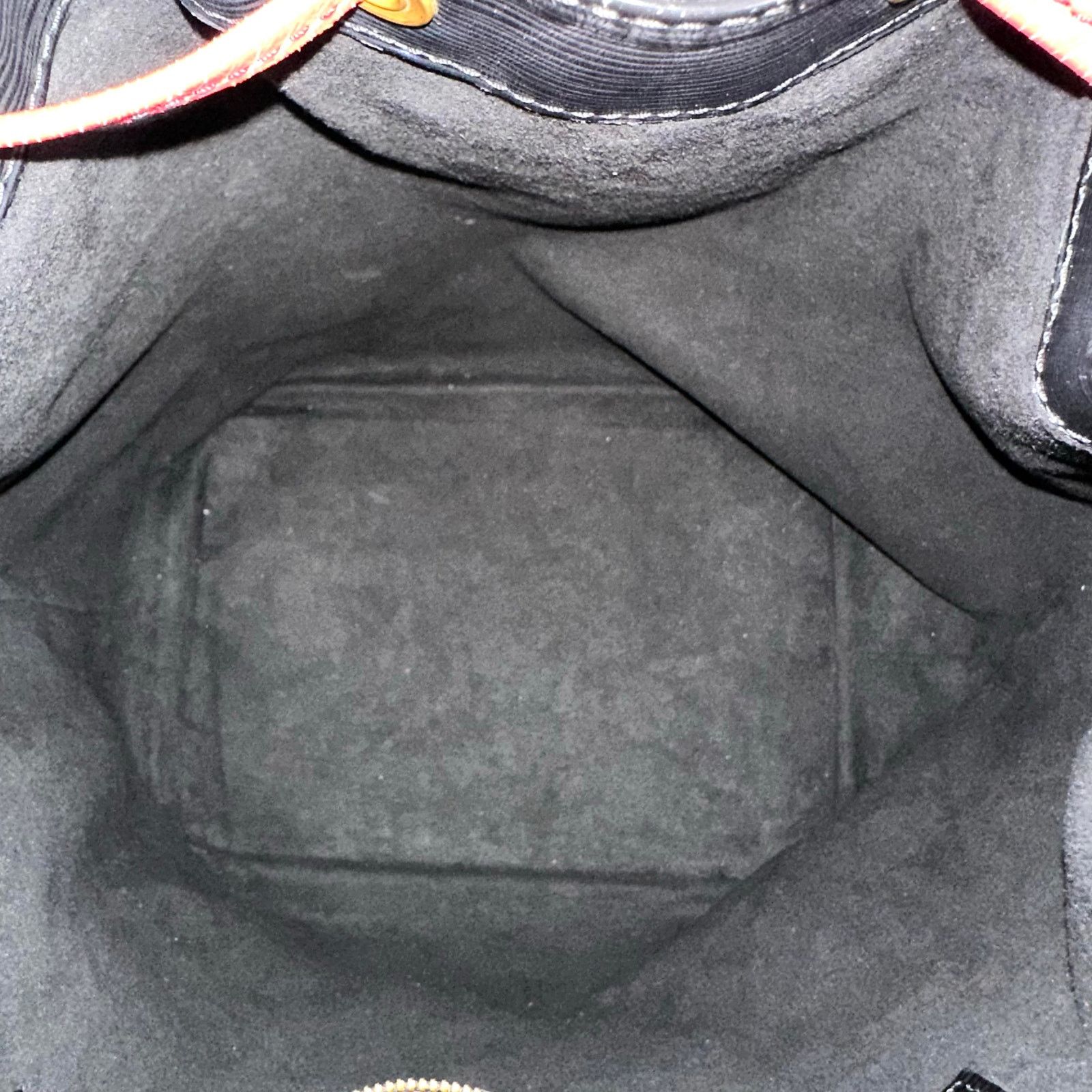 Louis Vuitton Louis Vuitton Epi Noe Bucket Bag Size ONE SIZE - 6 Thumbnail
