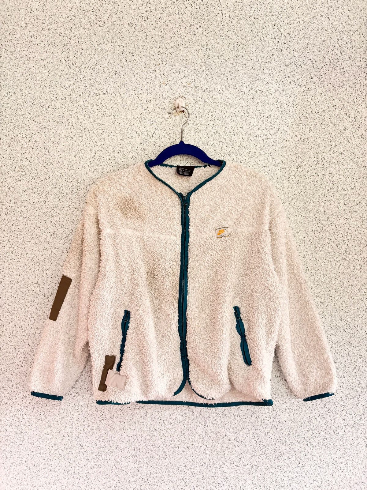 Nike Nike WILD Creme Tone Outdoor Fleece Jacket S41 for Women 🔥 Size XS / US 0-2 / IT 36-38 - 1 Thumbnail