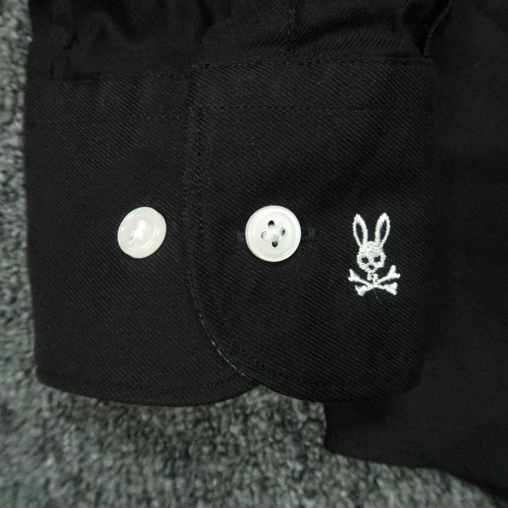 Psycho Bunny Psycho Bunny Shirt Mens Medium 16 Black Long Sleeve Slim Non-Iron Dress Button Cuff 42 in Chest Regular Size M Size US M / EU 48-50 / 2 - 4 Thumbnail