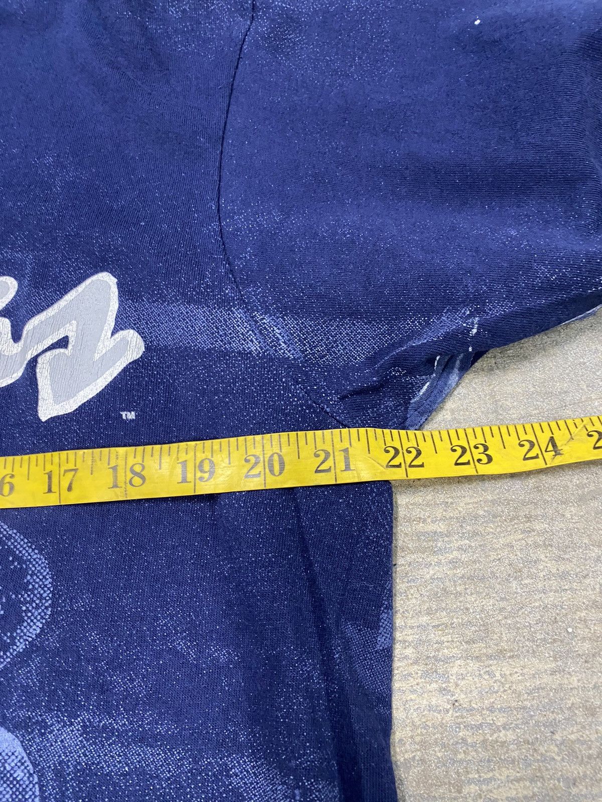 NCAA × Vintage Vintage 90s Georgetown Hoyas Basketball AOP T-Shirt Size US XL / EU 56 / 4 - 6 Thumbnail