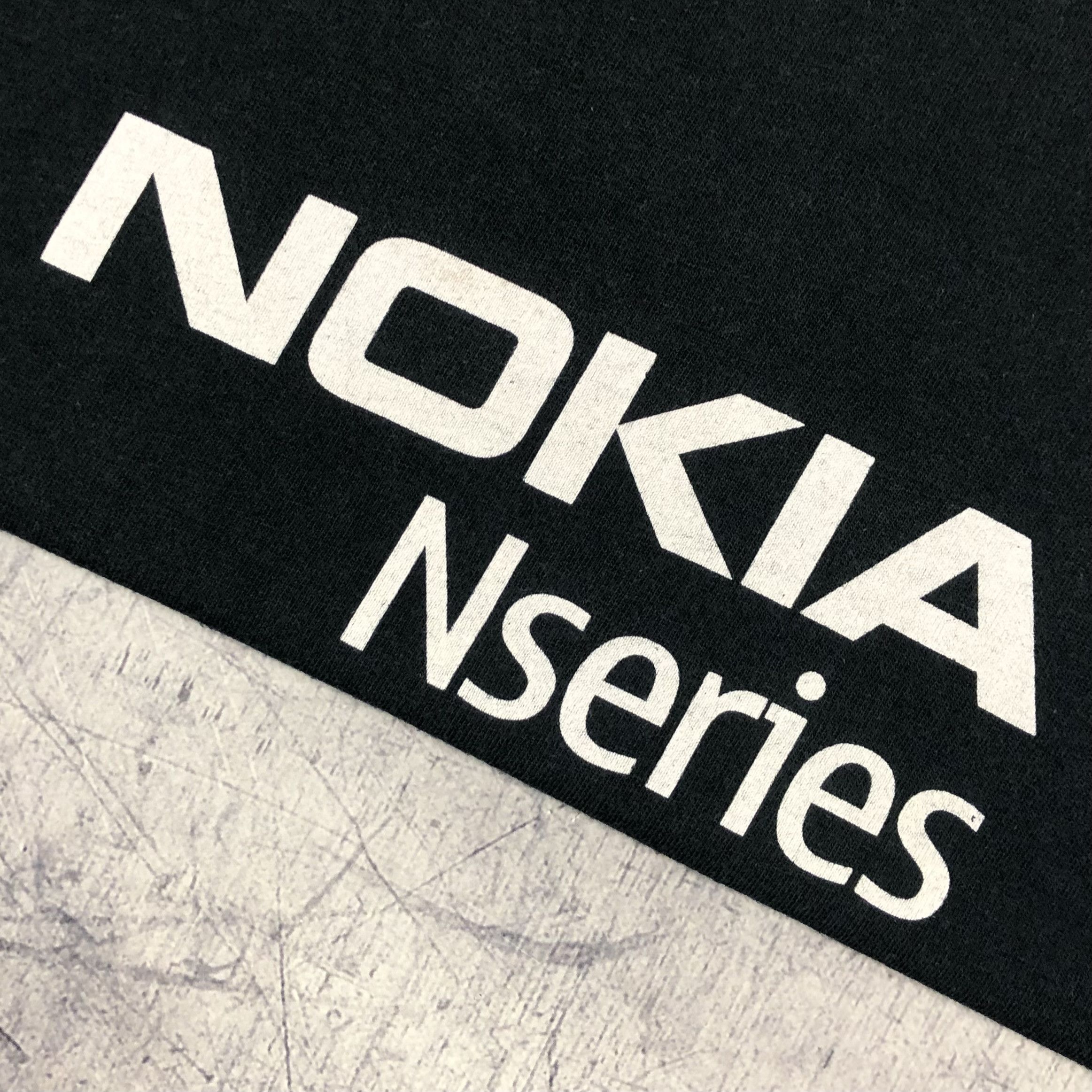 Hi Tec Nokia Nseries Mobile Phone Tee Size US L / EU 52-54 / 3 - 5 Thumbnail