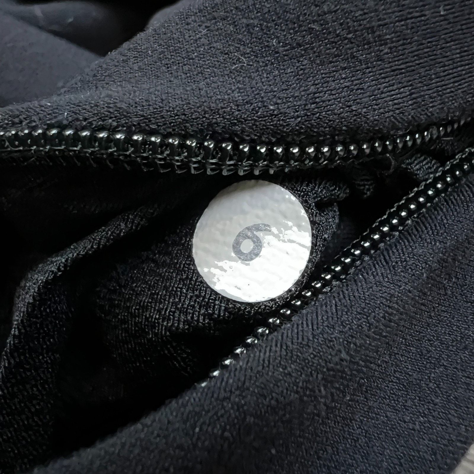 Lululemon Lululemon Flurry Fighter Pullover Pullover High Neck Sweater Size M / US 6-8 / IT 42-44 - 8 Thumbnail
