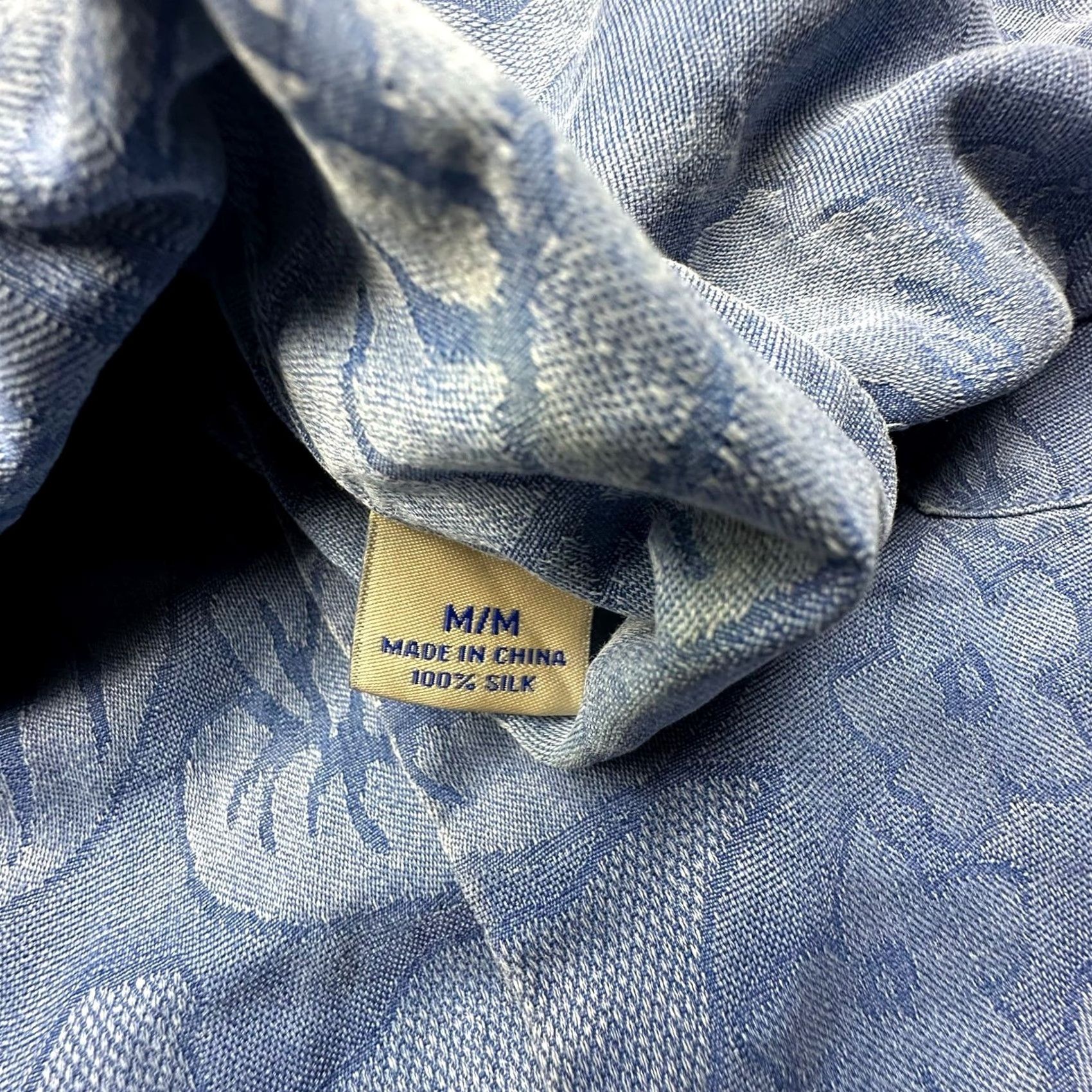 Tommy Bahama Tommy Bahama 100% Silk Floral Hawaiian Short Sleeve Shirt Mens Medium Blue Size US M / EU 48-50 / 2 - 7 Thumbnail
