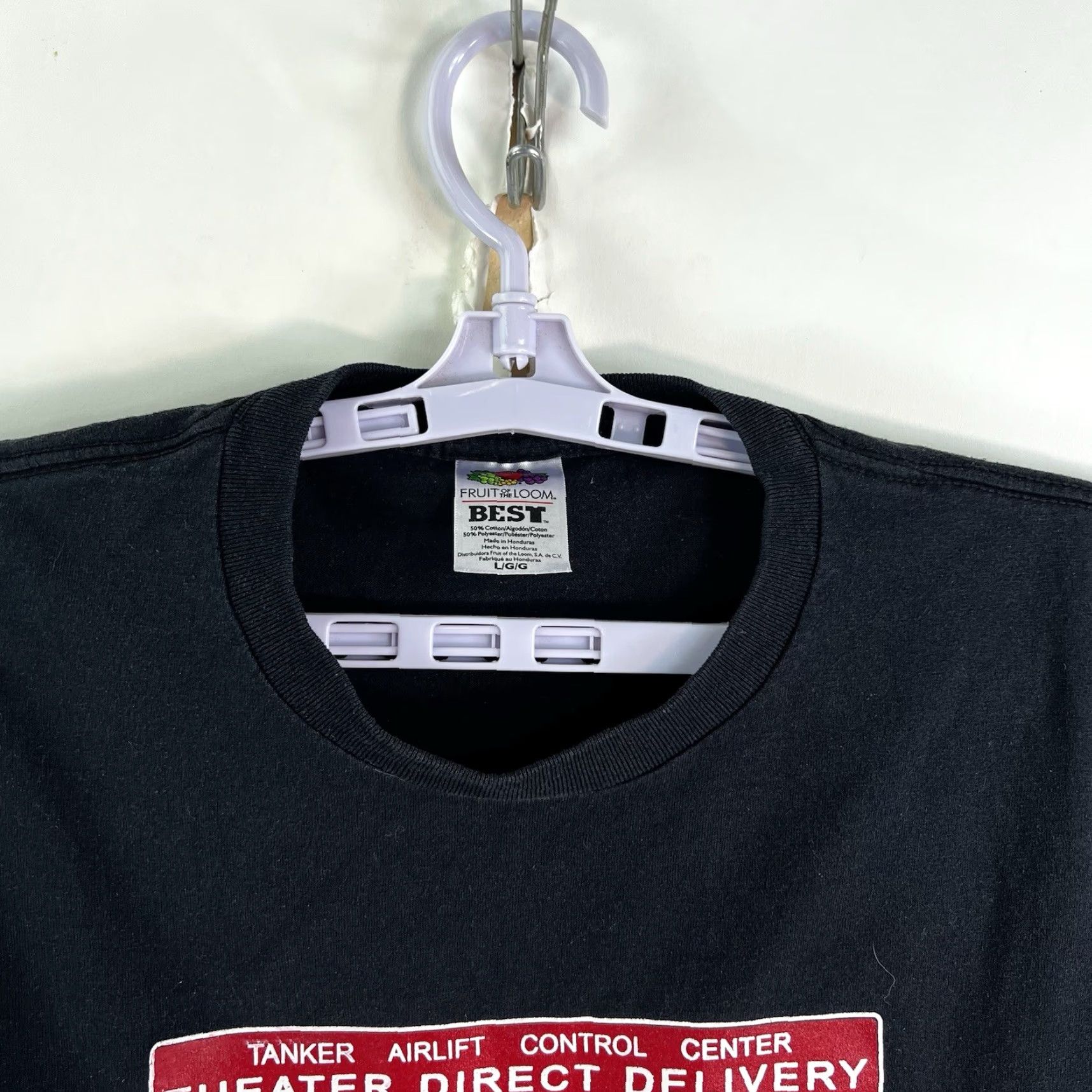 Fruit Of The Loom VINTAGE Fruit of the Loom T-Shirt Tanker Airlift Control Scott AFB IL Black Adult L Military 90s T-Shirt Mens Size US L / EU 52-54 / 3 - 3 Thumbnail