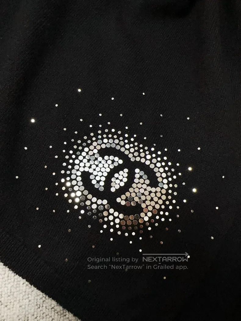 Chanel Chanel 24C show black knitted scarf sequin embroidery doub Size ONE SIZE - 3 Thumbnail