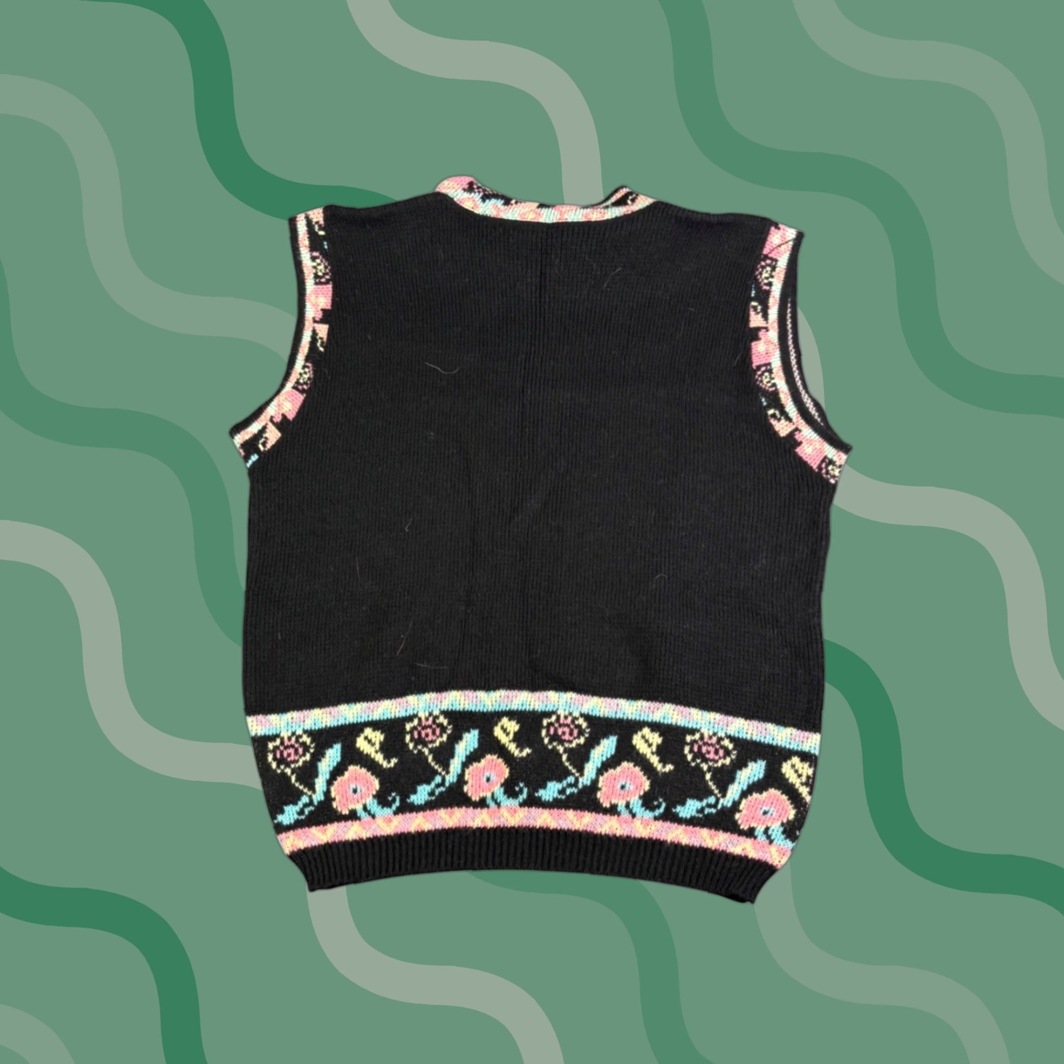 Vintage VINTAGE Fortune Knits Floral Sweater Vest Black Pastel Mock Neck Made in USA L Size L / US 10 / IT 46 - 1 Thumbnail