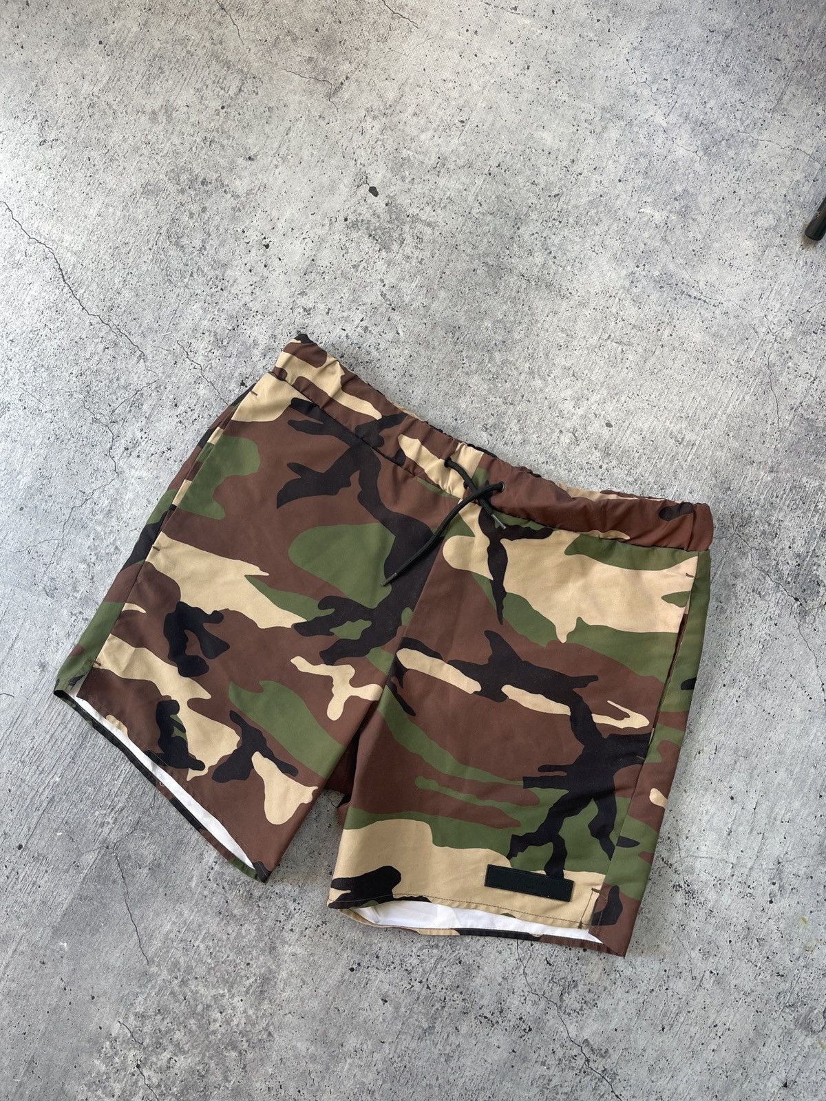 Sandro × Vintage Sandro camo luxury shorts Size US 30 / EU 46 - 2 Thumbnail
