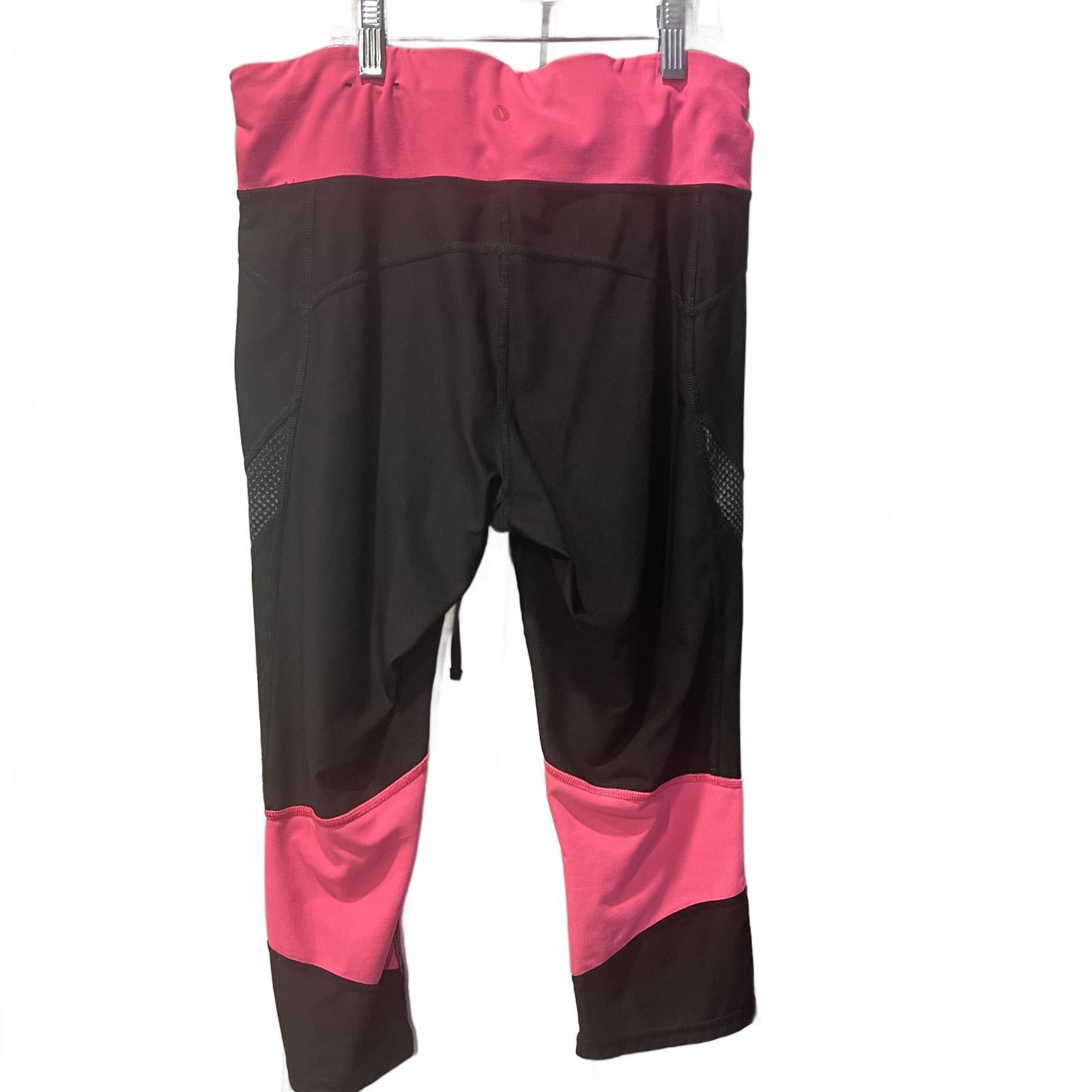 Other Women's Black and Pink Activewear Leggings Size 32" / US 10 / IT 46 - 4 Thumbnail