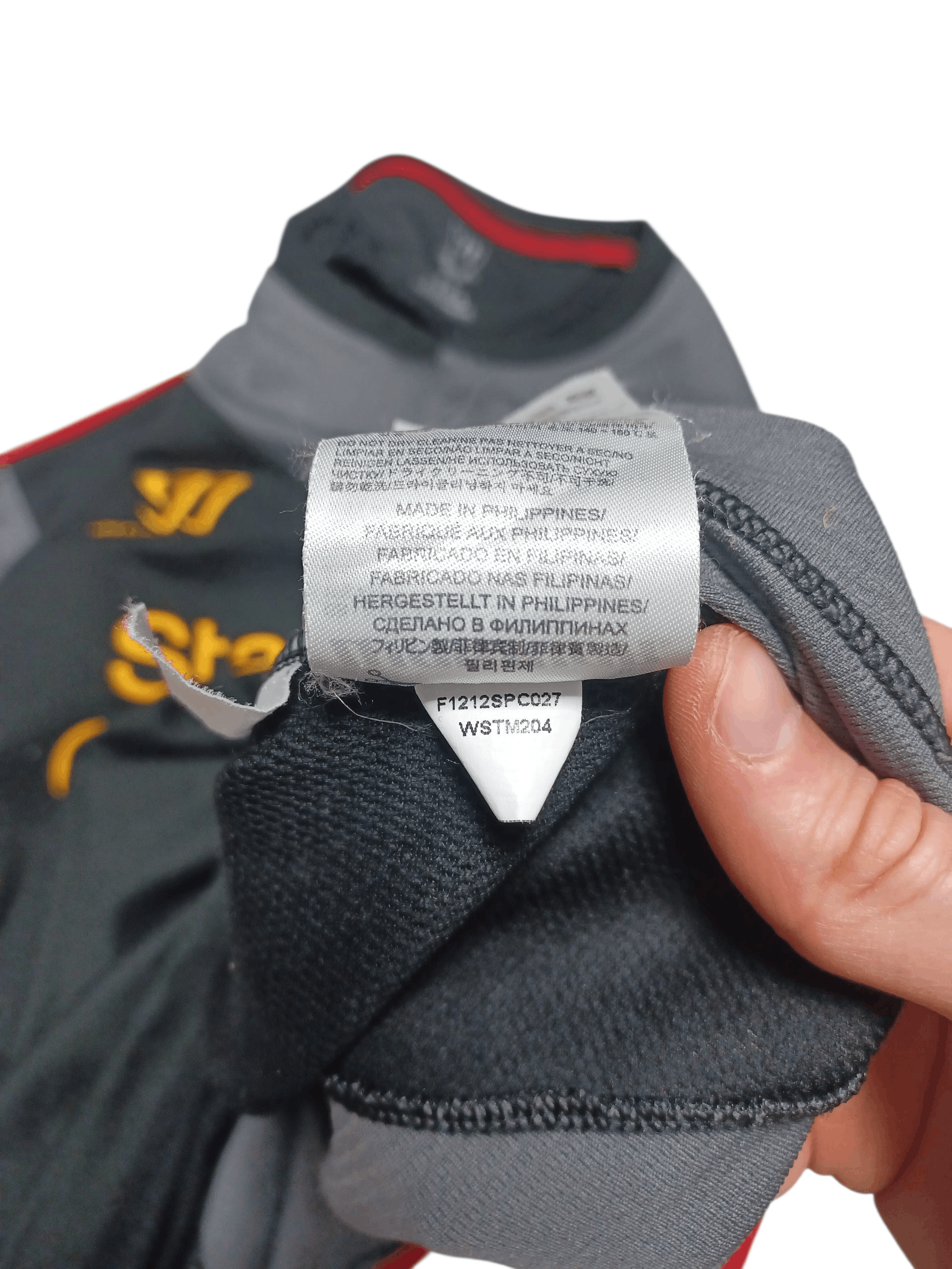 Warrior LIVERPOOL WARRIOR VINTAGE 2012/2013 SOCCER JERSEY Size US L / EU 52-54 / 3 - 5 Thumbnail