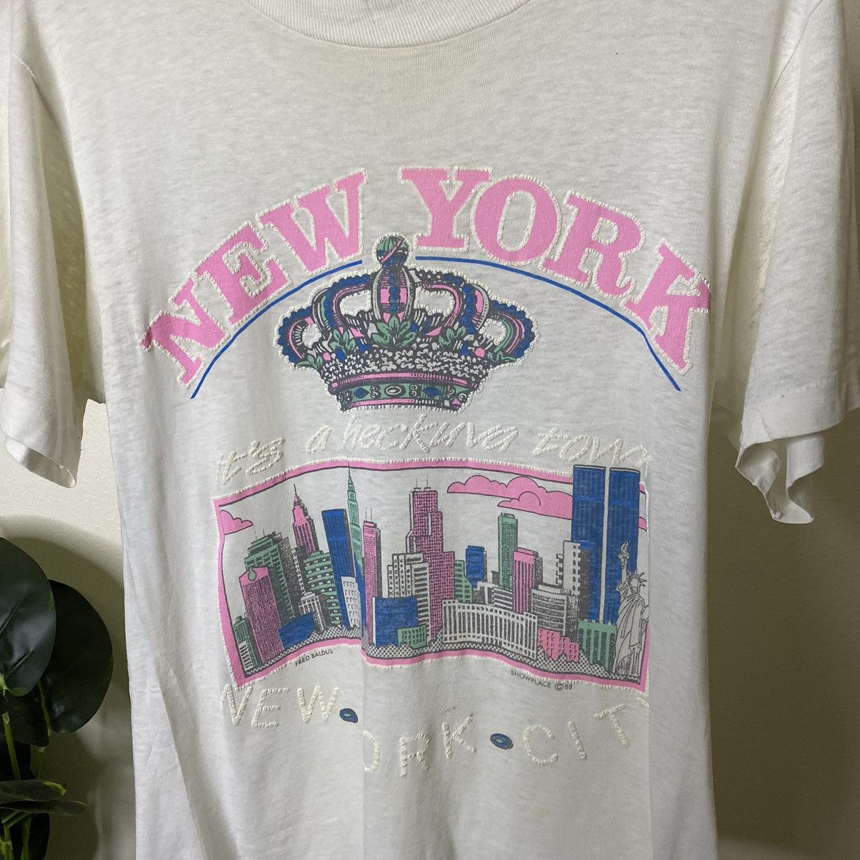 Vintage Vintage 1988 Fred Baldus New York City Distressed Tee Size US S / EU 44-46 / 1 - 2 Thumbnail