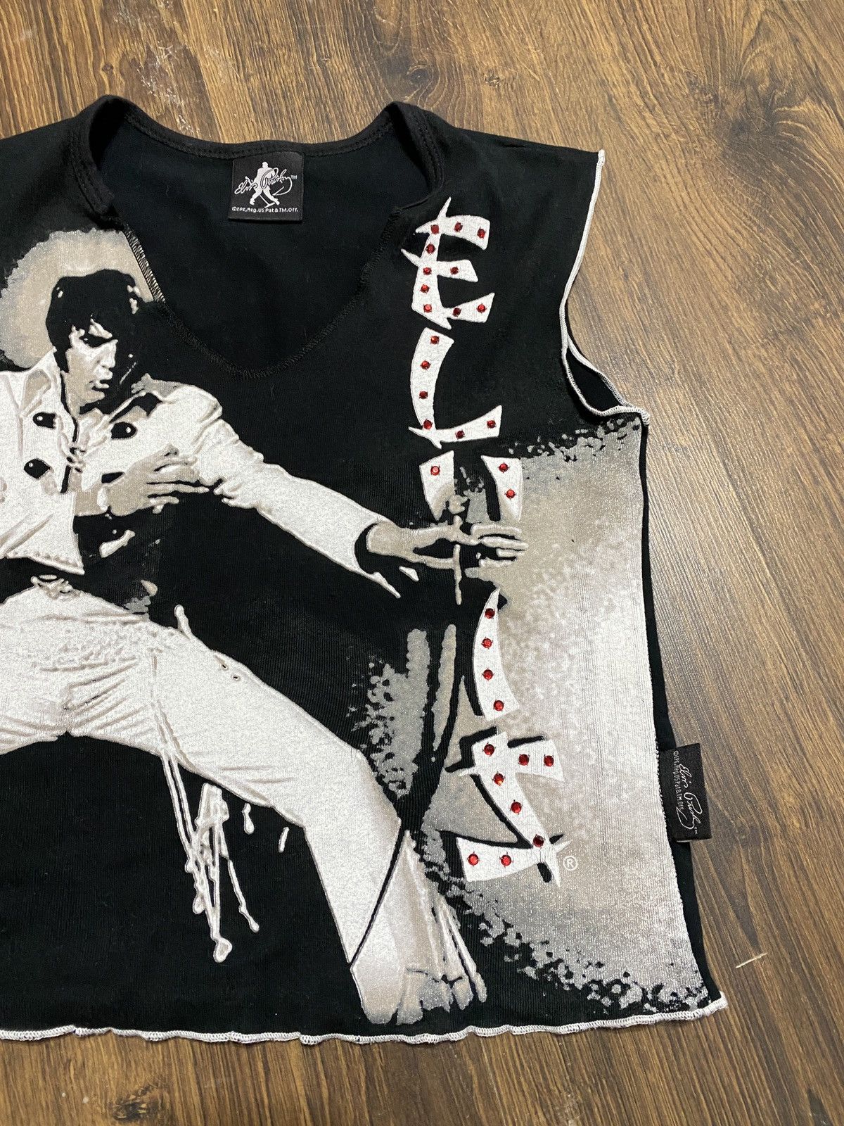 Band Tees Rare vintage band tee Elvis presley Made in USA t shirt Y2k Size US S / EU 44-46 / 1 - 2 Thumbnail
