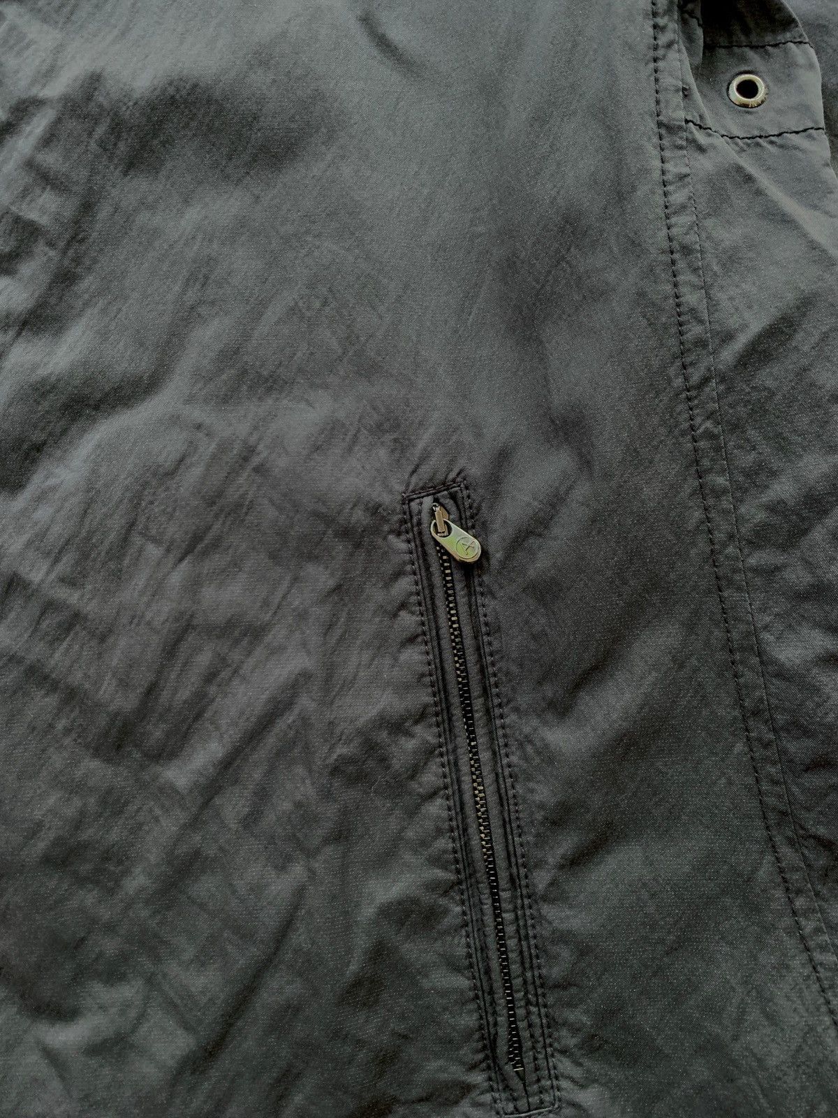 Armani Collezioni FREE TAX! Metalic Fibre Track Jacket Size US M / EU 48-50 / 2 - 6 Thumbnail