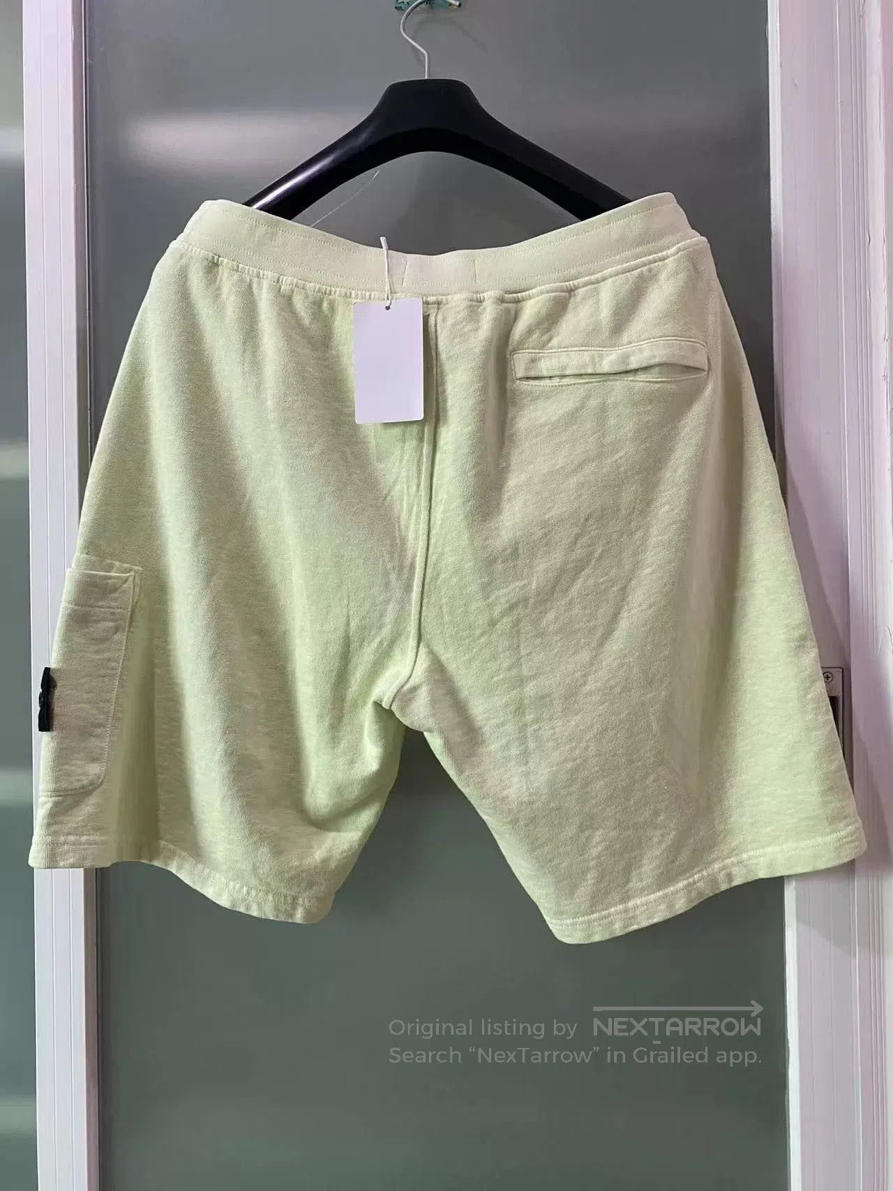 Stone Island stone island compass logo shorts in light green. Size US 44 / EU 60 - 2 Thumbnail