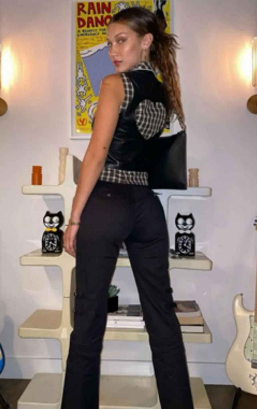 Moschino Moschino Studded Heart Vinyl Bella Hadid Vest Skirt Set Size M / US 6-8 / IT 42-44 - 2 Thumbnail