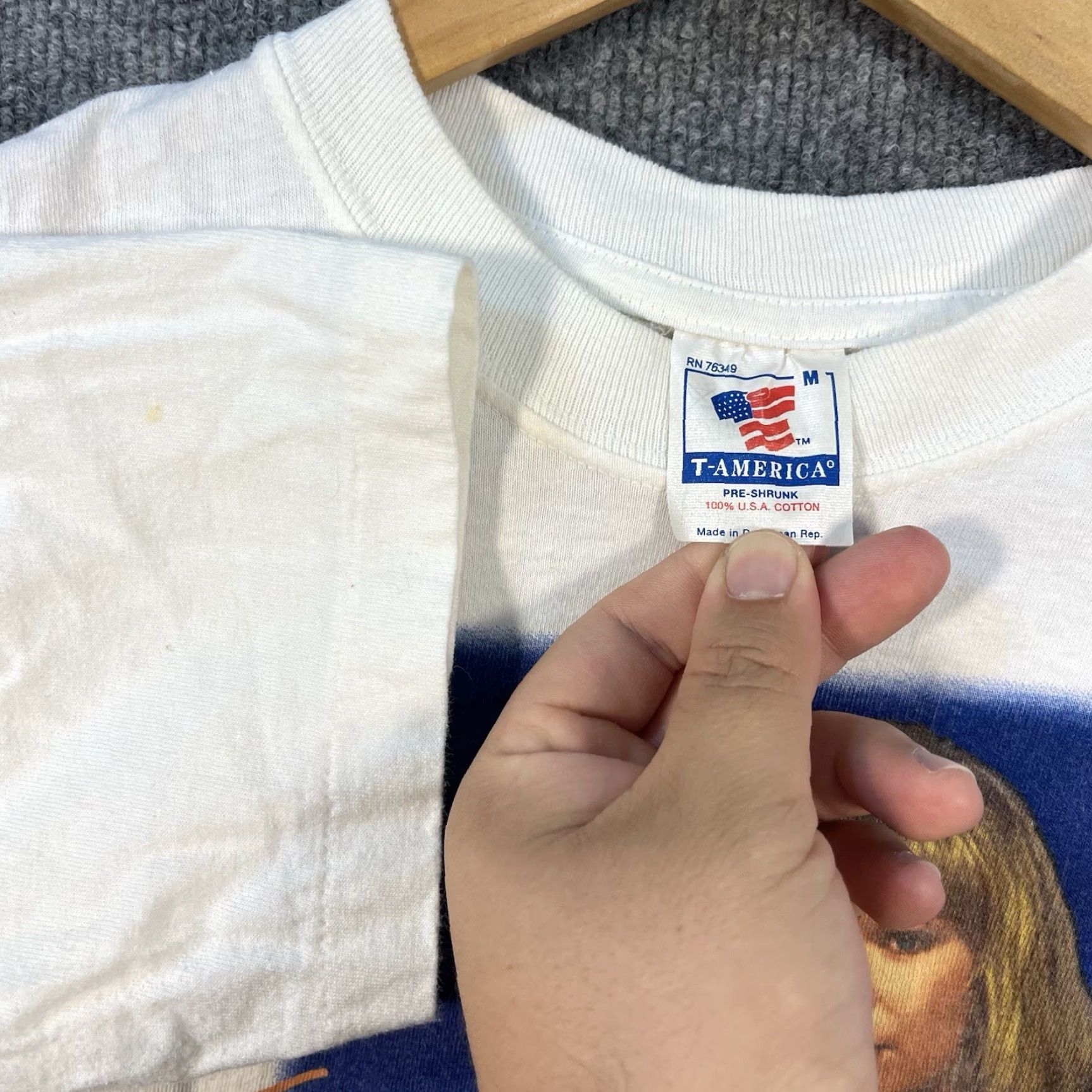 Vintage VINTAGE LeAnn Rimes Shirt M White 90s Music Graphic Print Short Sleeve Mens Regular Size US M / EU 48-50 / 2 - 5 Thumbnail