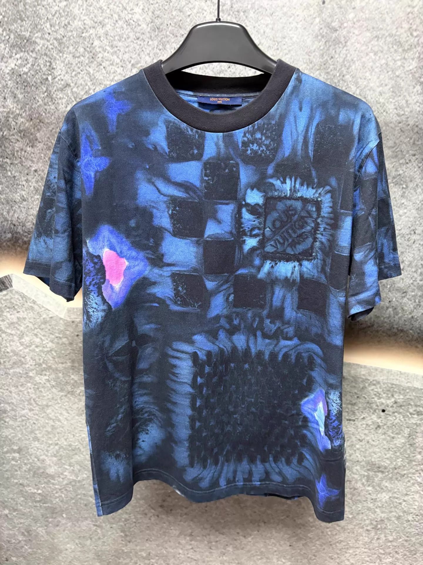 Louis Vuitton Blue Abstract Print Short-Sleeve Shirt Size US L / EU 52-54 / 3 - 1 Preview