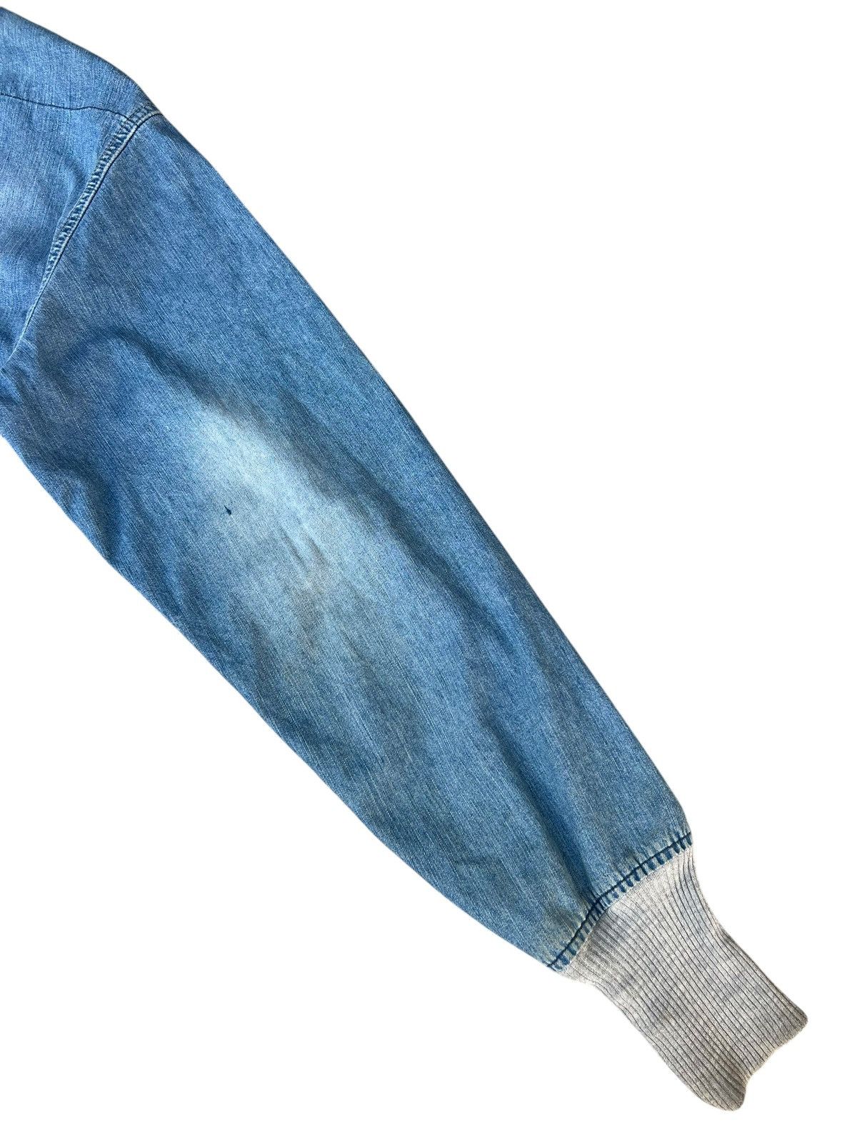 Blue Blue Japan Vintage Blue Blue Japan Dirty Mud Stains Denim Jacket Size US L / EU 52-54 / 3 - 23 Thumbnail