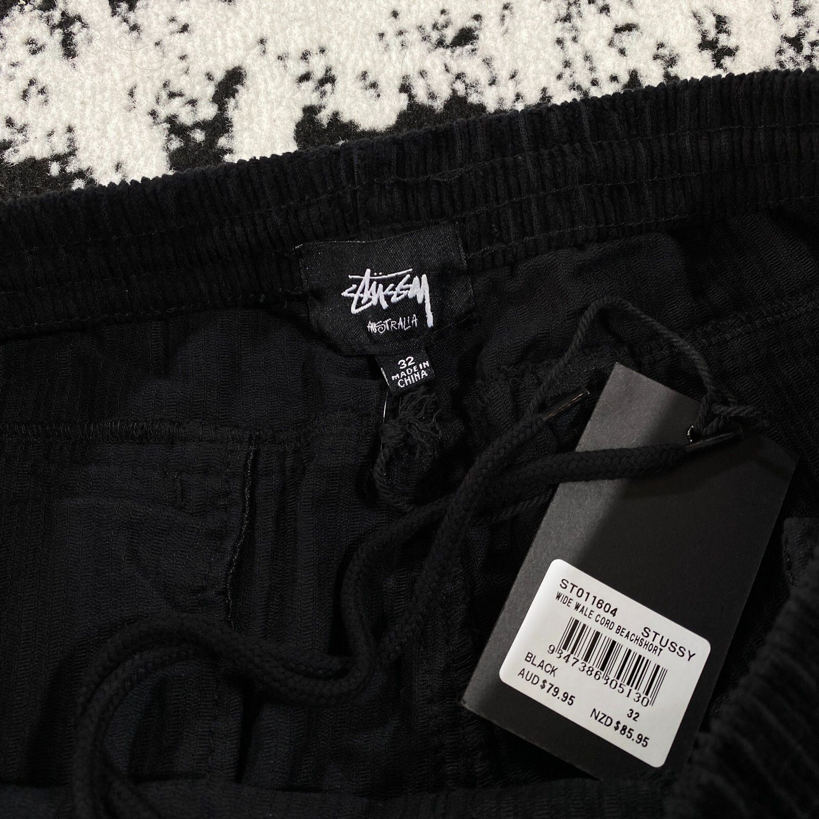 Stussy STUSSY BOX LOGO CORDUROY SHORTS IN BLACK - 32 Size US 32 / EU 48 - 4 Thumbnail