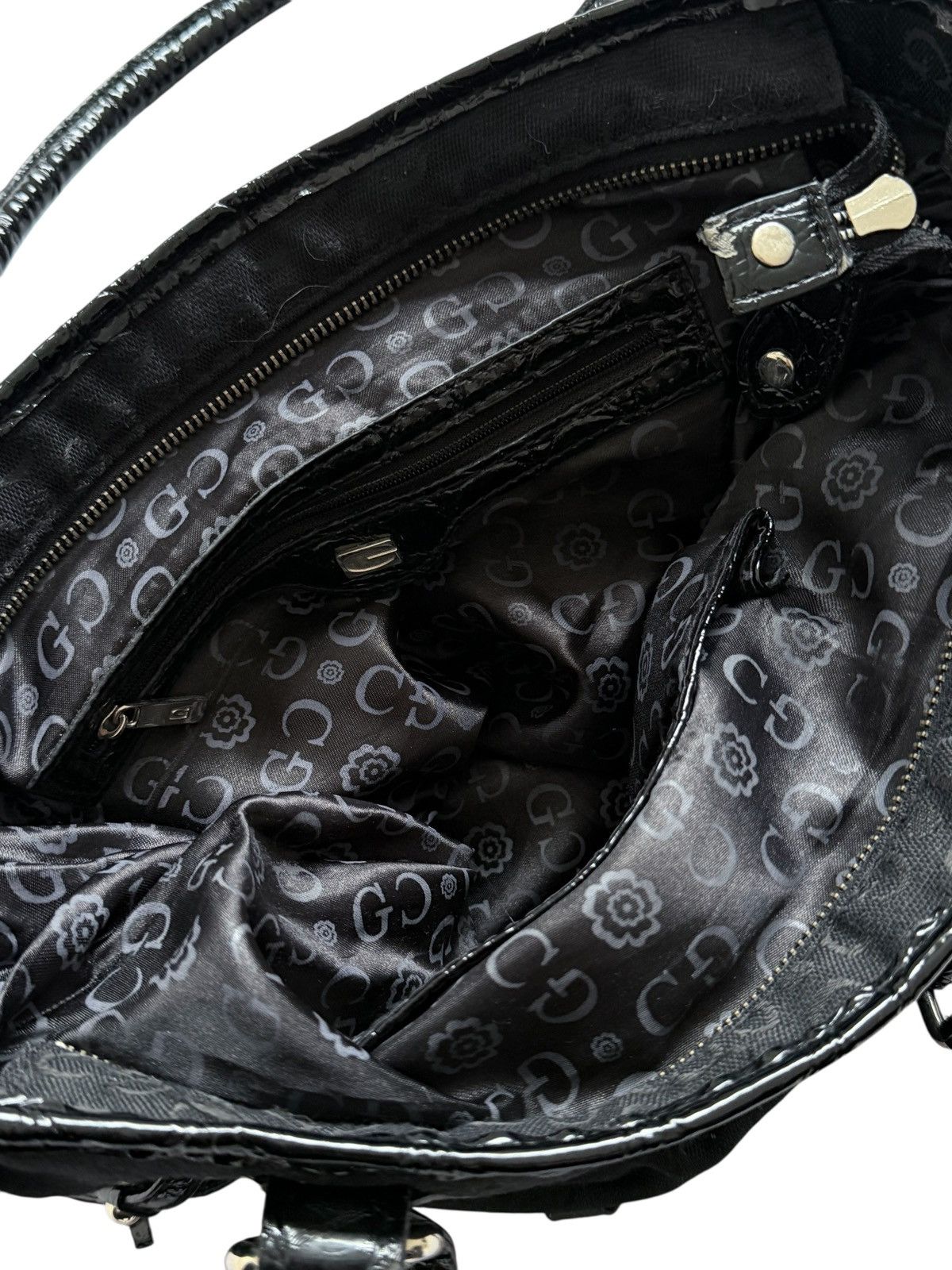 Guess Vintage Y2K Guess Shoulder Bag 2000s Size ONE SIZE - 9 Thumbnail