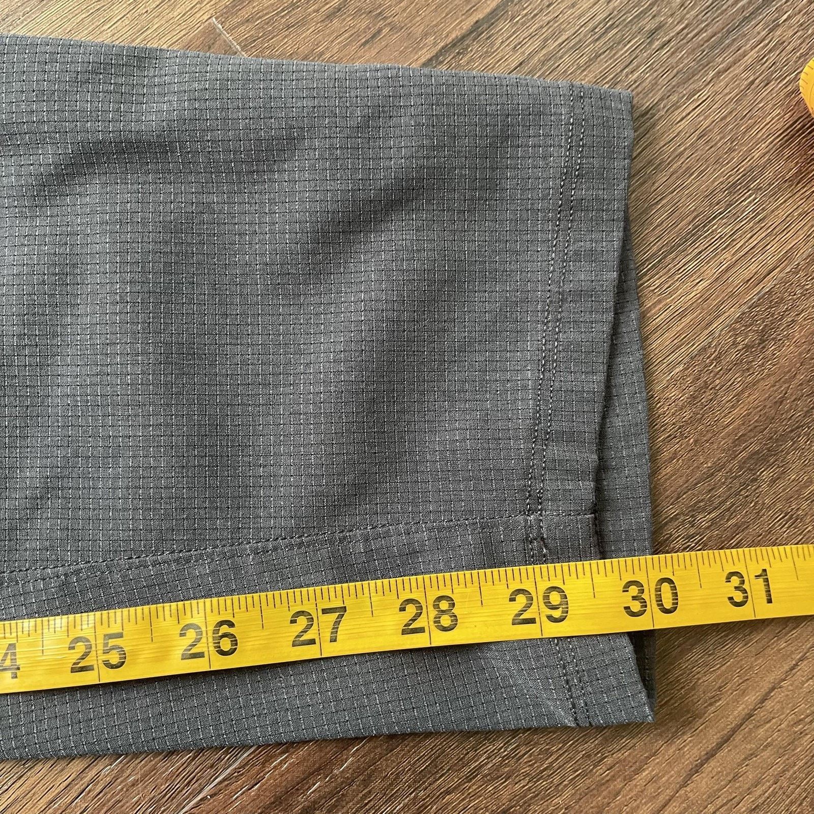 Lululemon Lululemon Pants Mens 32 Gray Commission Slim Warpstreme Golf Size US 32 / EU 48 - 12 Thumbnail